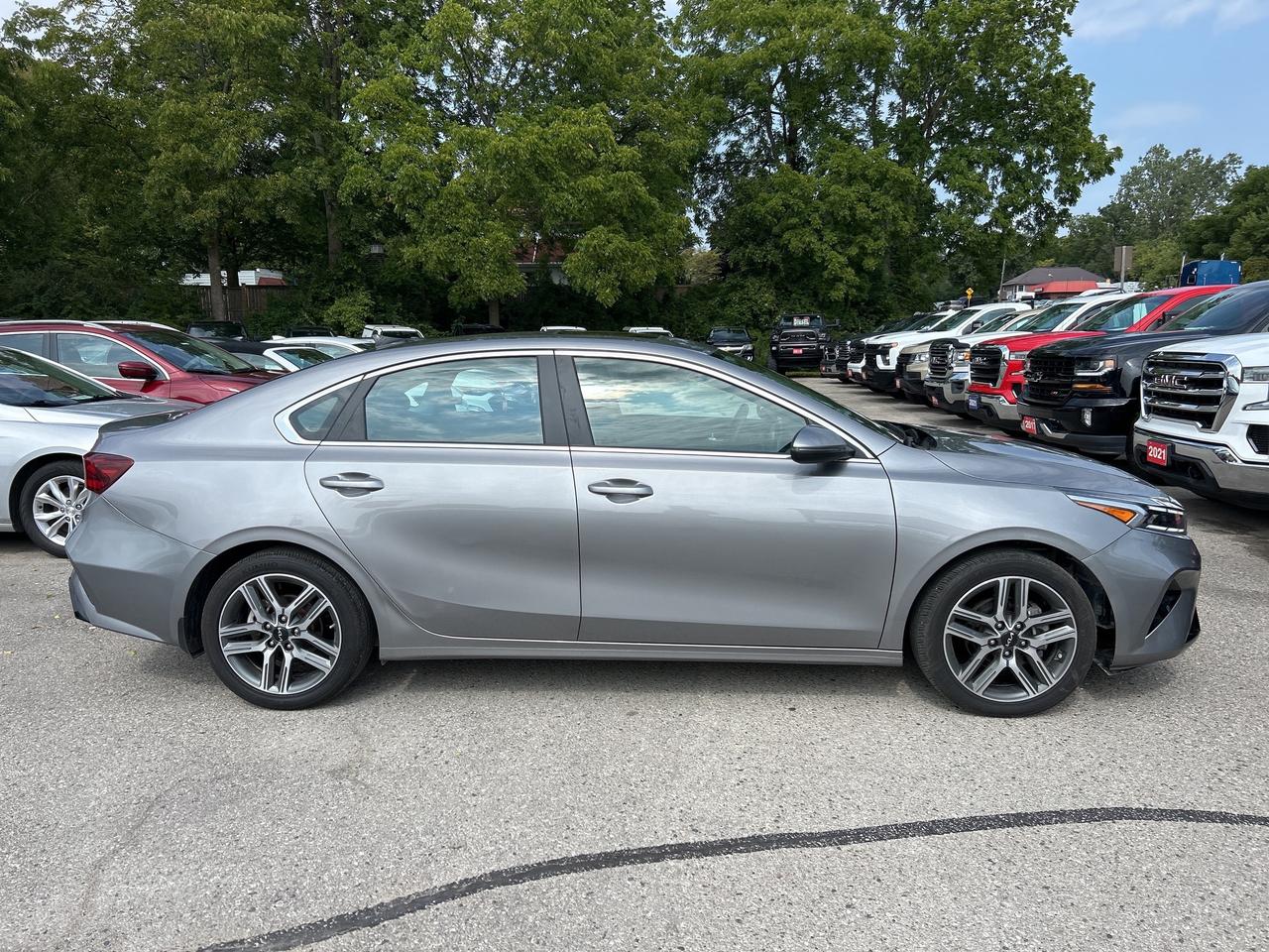 2023 Kia Forte EX, AUTO, 31 000 KMS, HEATED SEATS, SUNROOF! Photo4