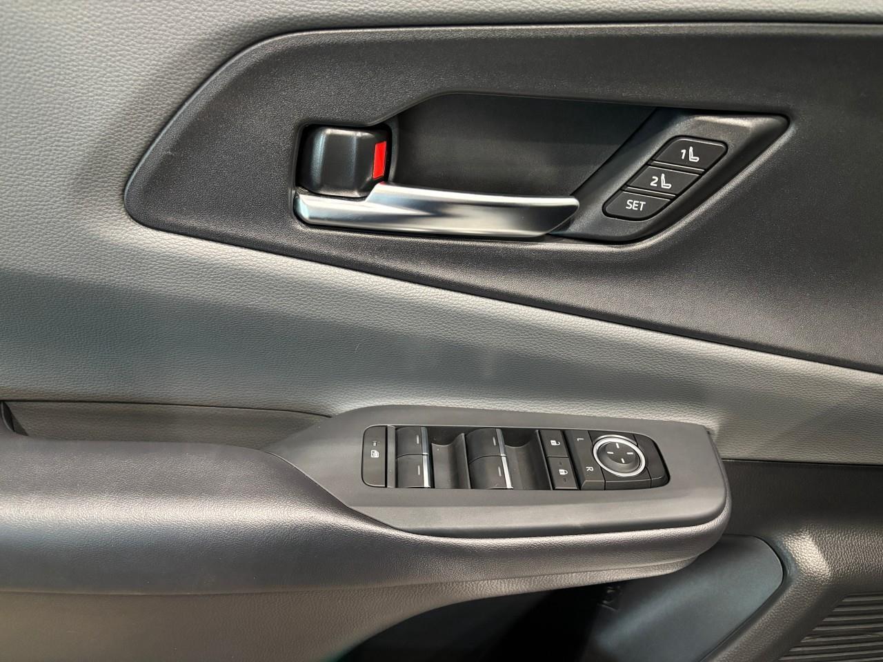 2024 Toyota Prius XLE Photo