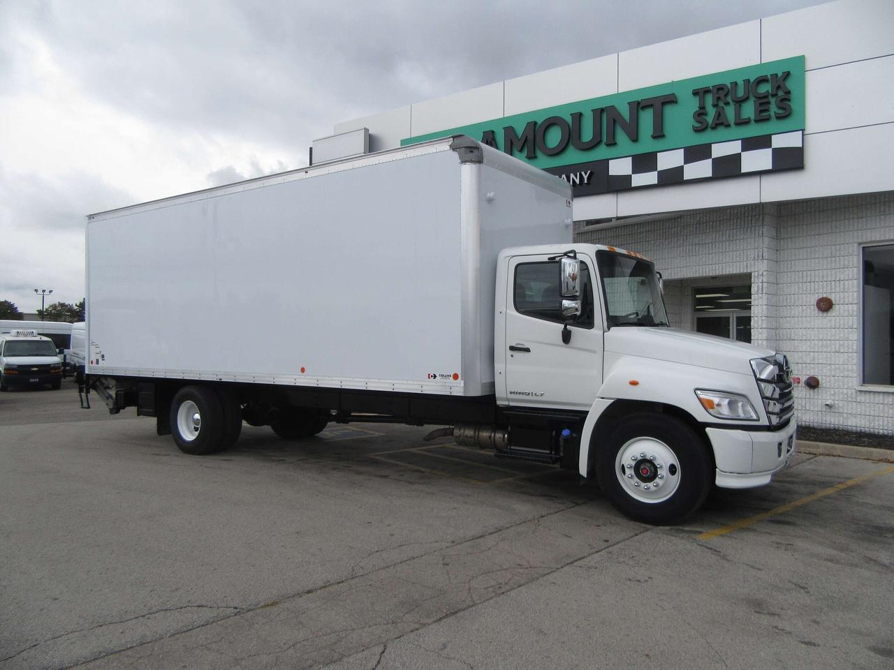 2023 Hino L7 WITH 26FT BOX LARGE ALUMINUM POWER LIFTGATE & RAMP Photo