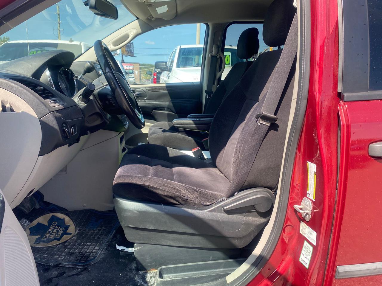 2014 Dodge Grand Caravan SE ~Heated Ext Mirrors ~Alloys ~Stow 'N Go ~A/C Photo