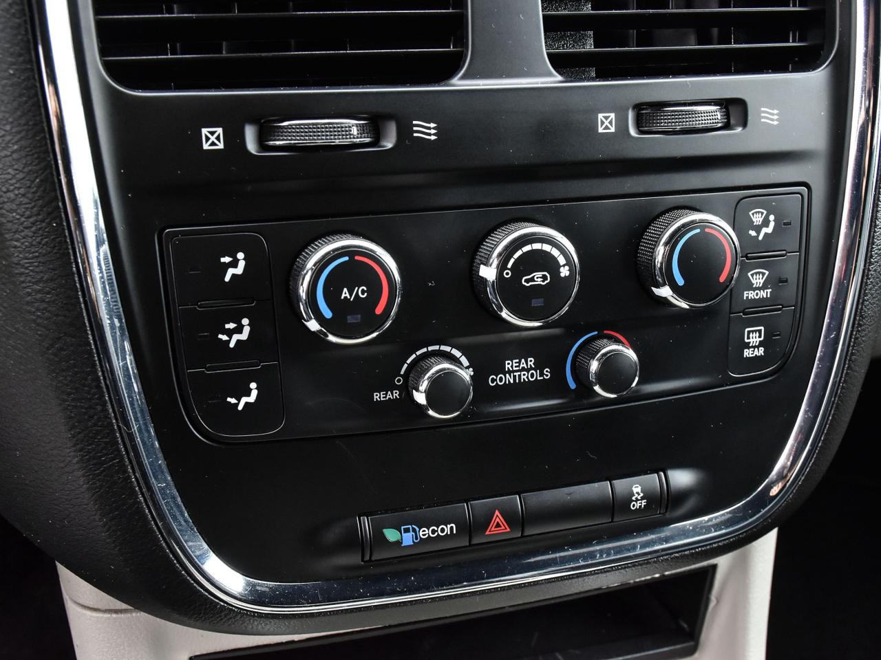 2016 Dodge Grand Caravan SXT Premium Plus ~Power Seat ~Rear Air ~Stow 'N Go Photo