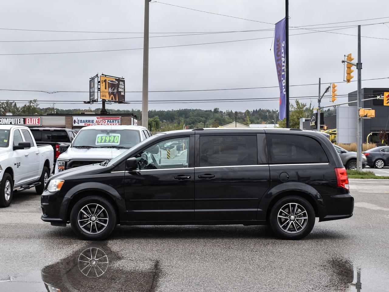 2016 Dodge Grand Caravan SXT Premium Plus ~Power Seat ~Rear Air ~Stow 'N Go Photo2