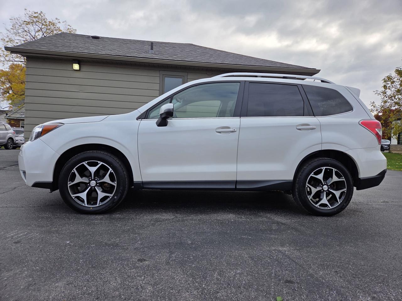2014 Subaru Forester 5dr Wgn Auto 2.0XT Touring Photo