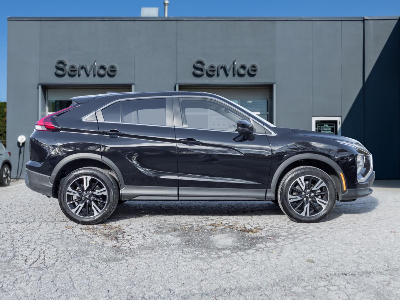 2024 Mitsubishi Eclipse Cross ES S-AWC CPO FINANCE RATES FOR AS LOW AS 0.90% Photo4