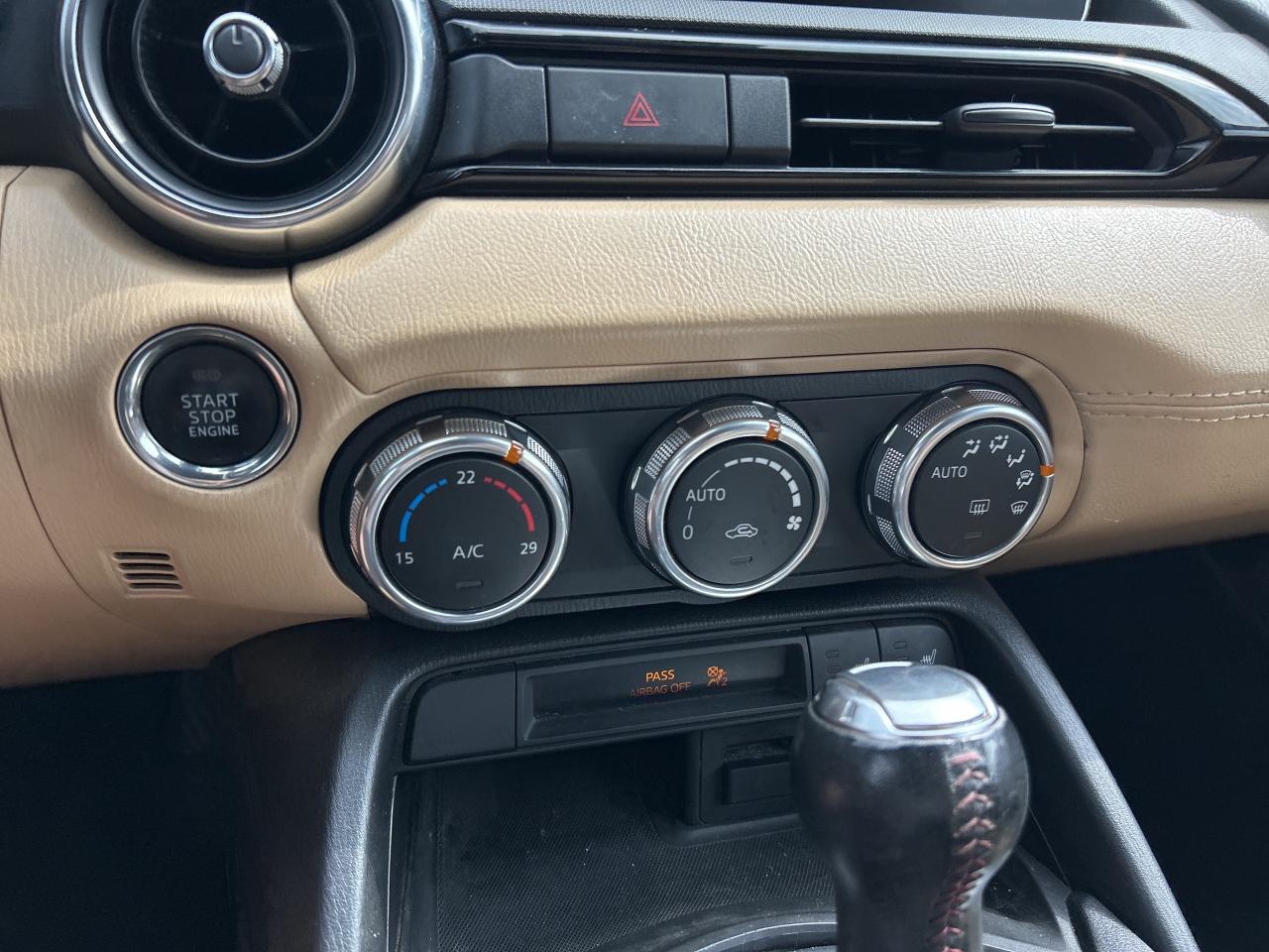 2016 Mazda MX-5 GT, AUTO, CLEAN CARFAX, LEATHER, CONVERTIBLE! Photo