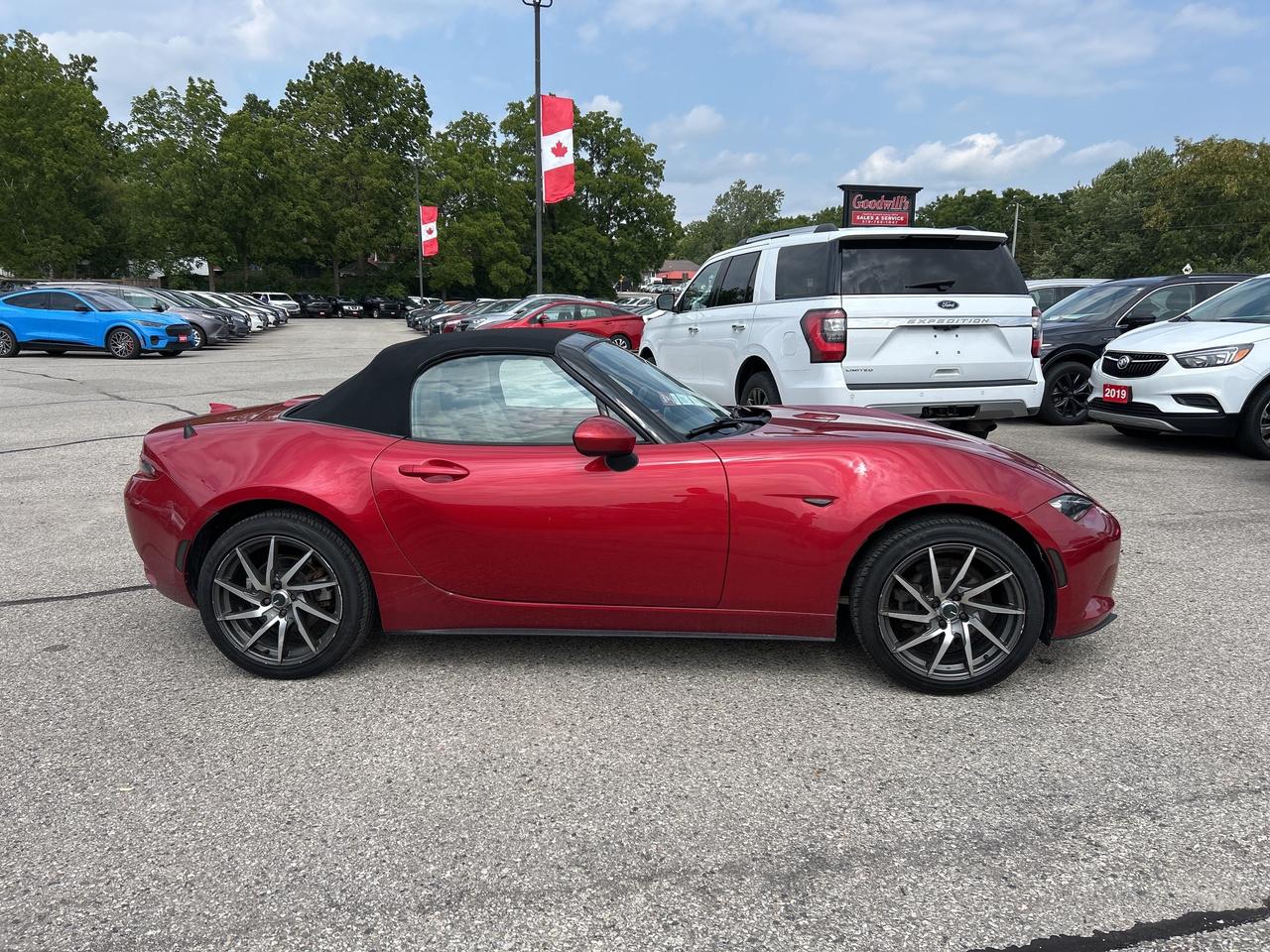 2016 Mazda MX-5 GT, AUTO, CLEAN CARFAX, LEATHER, CONVERTIBLE! Photo