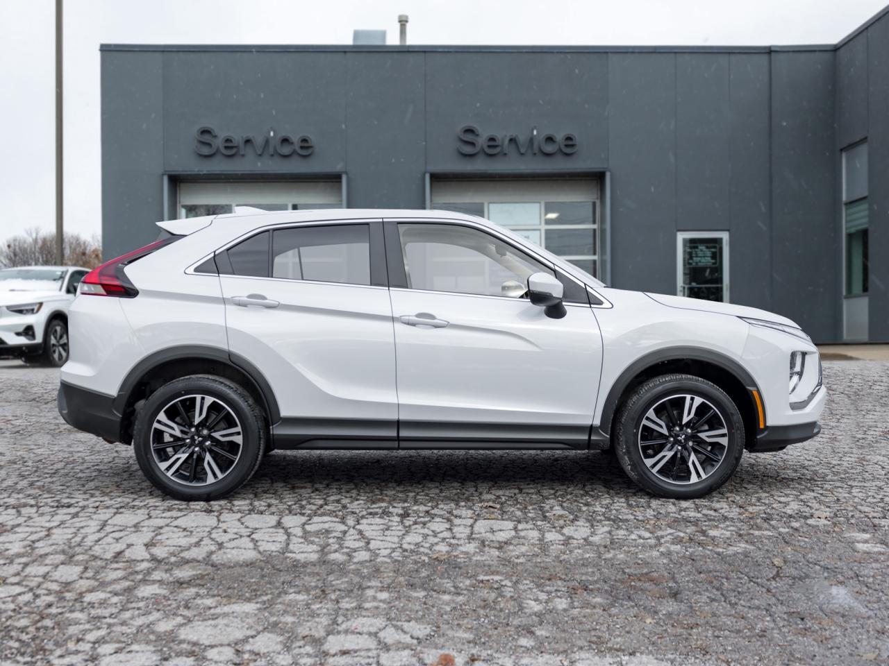 2023 Mitsubishi Eclipse Cross ES S-AWC CPO FINANCE RATES FOR AS LOW AS 0.90% Photo