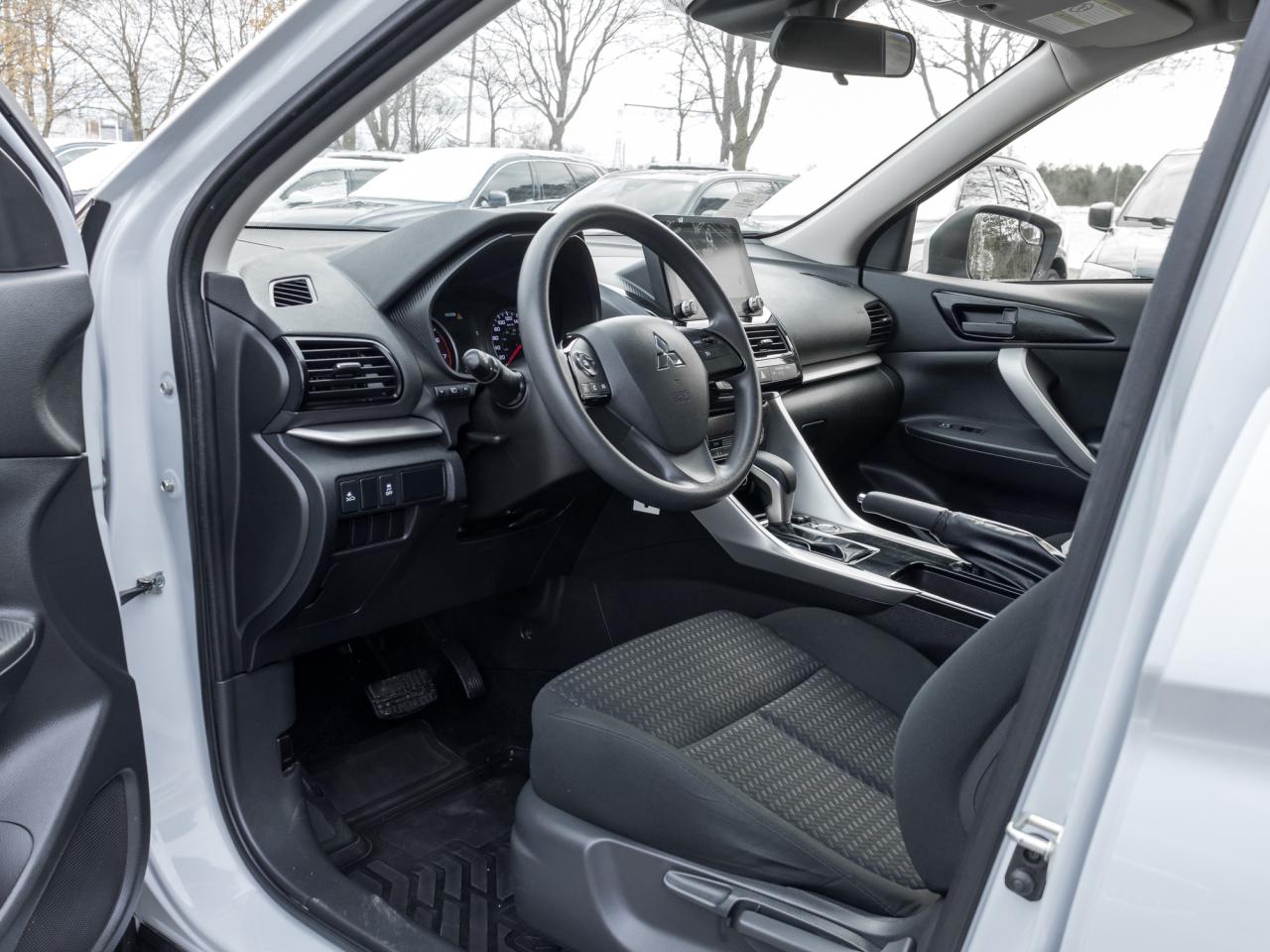 2023 Mitsubishi Eclipse Cross ES S-AWC CPO FINANCE RATES FOR AS LOW AS 0.90% Photo