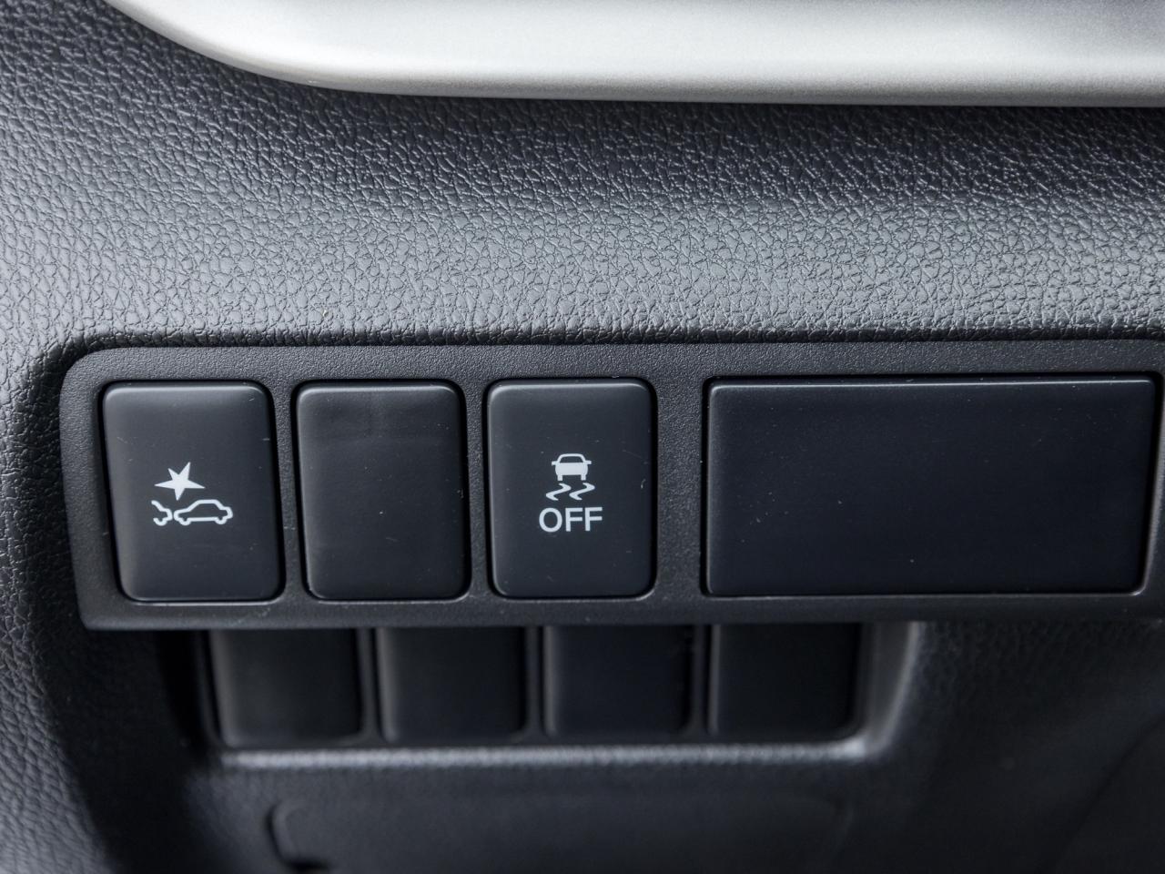 2023 Mitsubishi Eclipse Cross ES S-AWC CPO FINANCE RATES FOR AS LOW AS 0.90% Photo