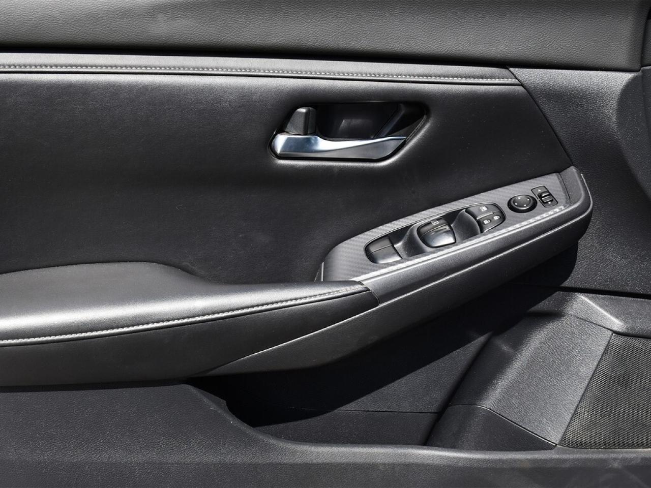 2020 Nissan Sentra SV ~CarPlay ~Camera ~Heated Seats ~Alloys Photo