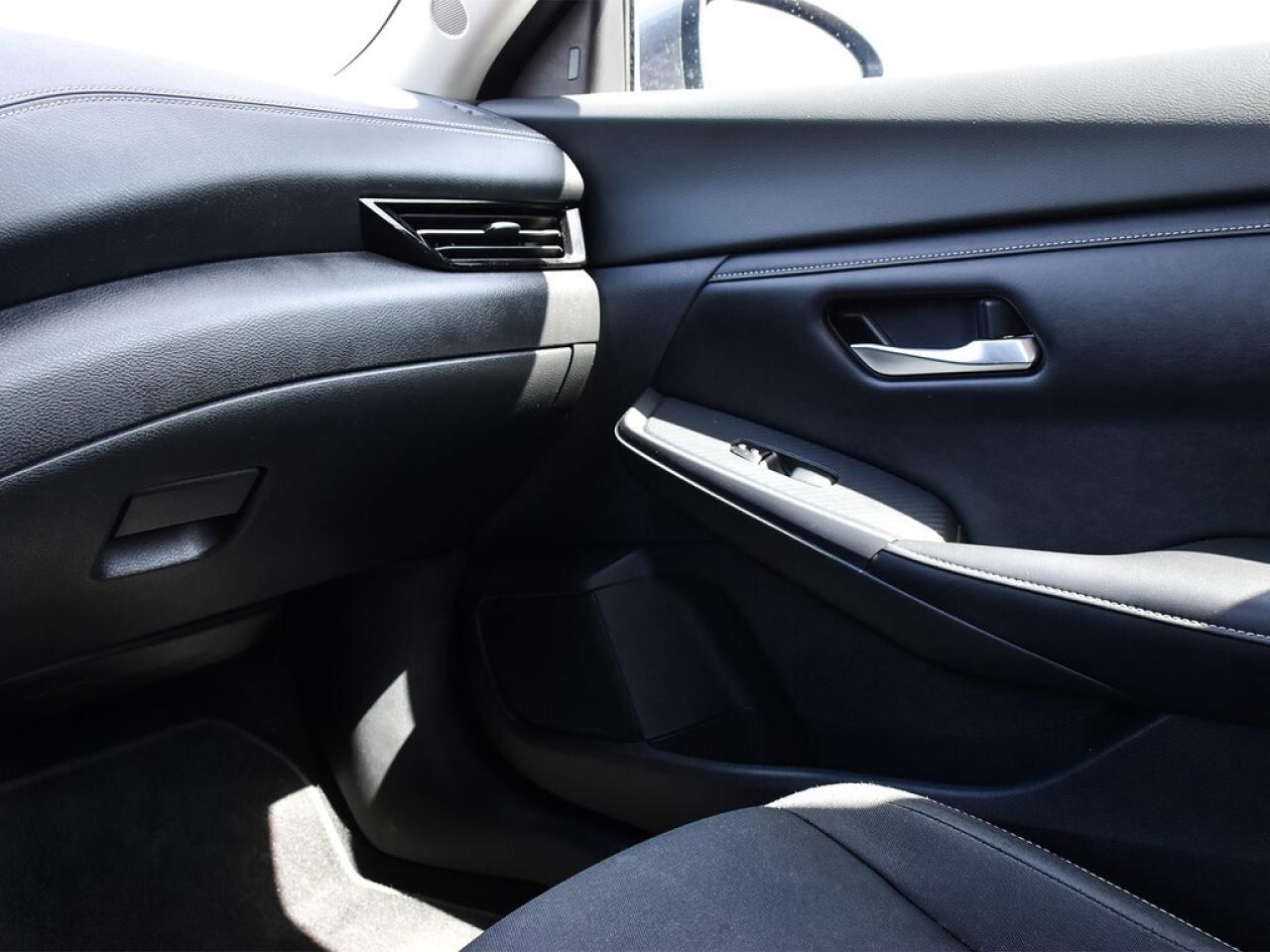 2020 Nissan Sentra SV ~CarPlay ~Camera ~Heated Seats ~Alloys Photo