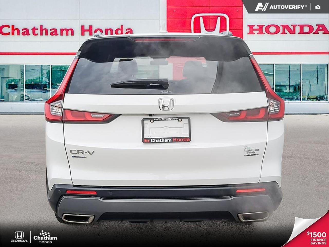 2023 Honda CR-V Hybrid AWD Touring Hybrid - One Owner! No Accidents!  7yr Photo4