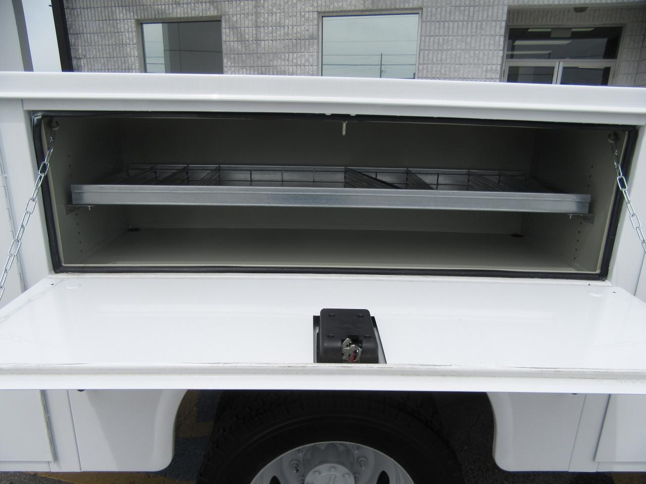 2020 Ford Super Duty F-550 DIESEL 4X4 CREW WITH NEW KNAPHEIDE SERVICE BODY Photo4