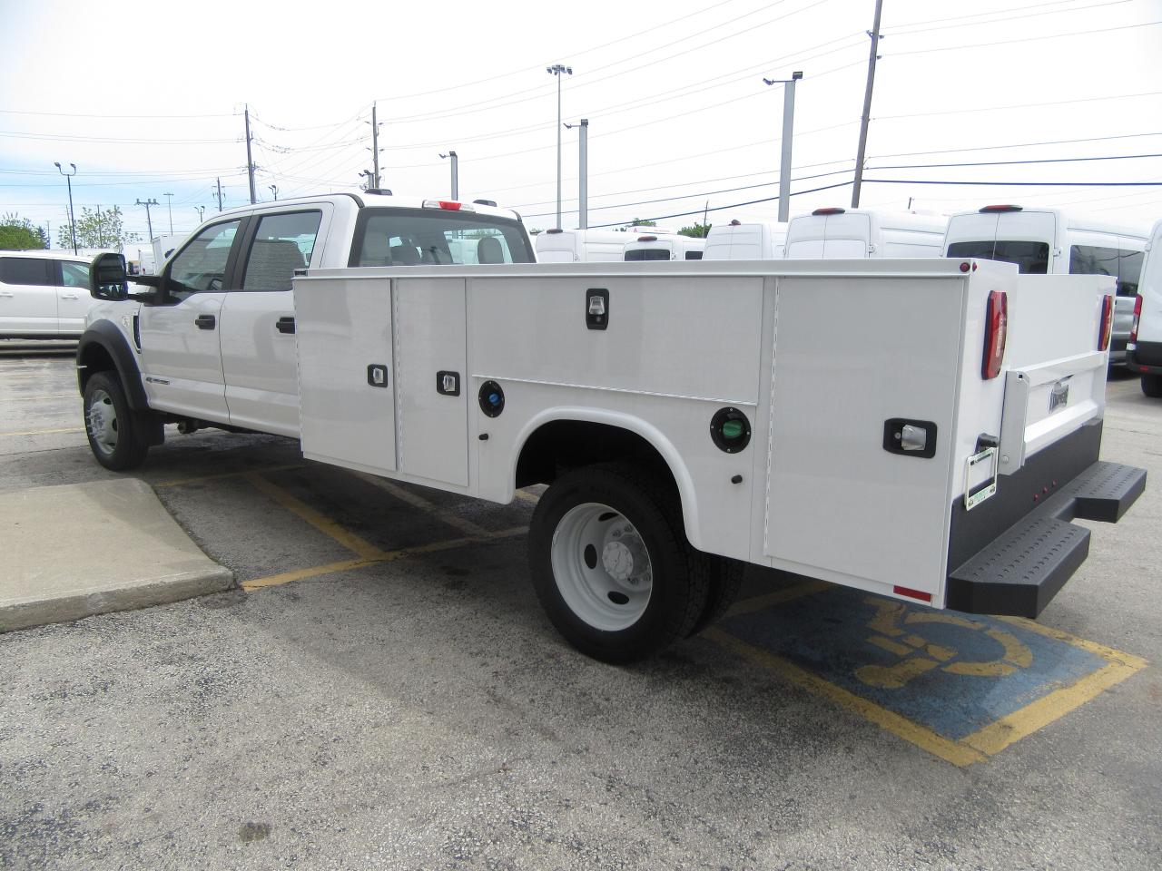 2020 Ford Super Duty F-550 DIESEL 4X4 CREW WITH NEW KNAPHEIDE SERVICE BODY Photo