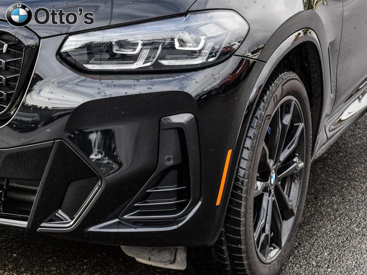 2024 BMW X4 xDrive30i Premium Essential Package M Sport Packag Photo