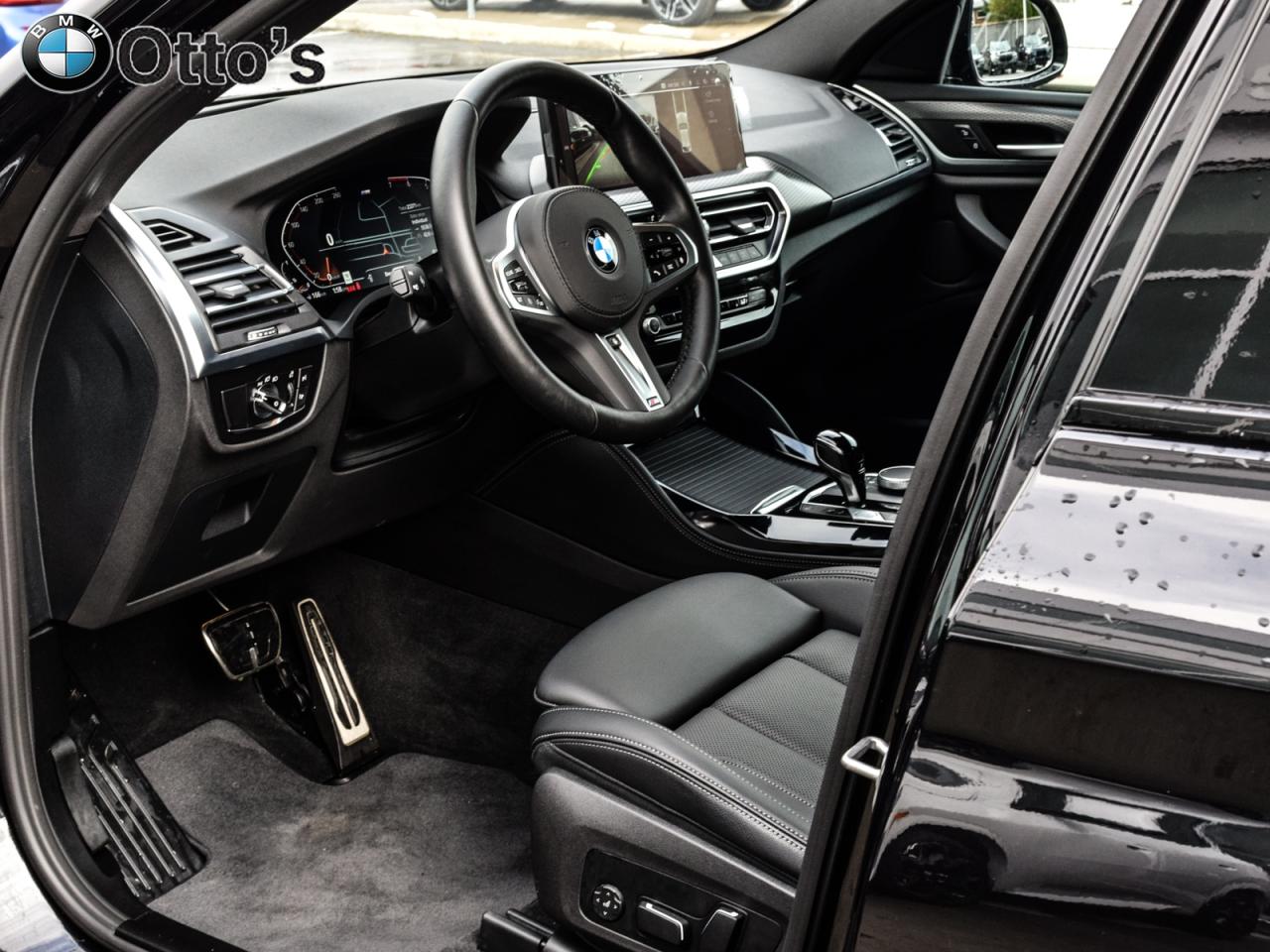 2024 BMW X4 xDrive30i Premium Essential Package M Sport Packag Photo