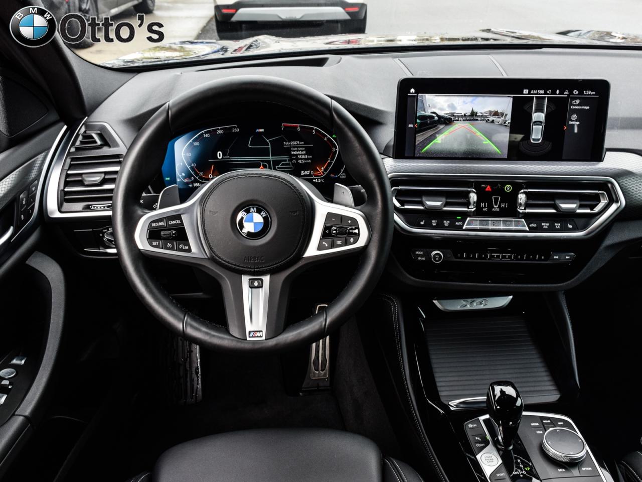 2024 BMW X4 xDrive30i Premium Essential Package M Sport Packag Photo