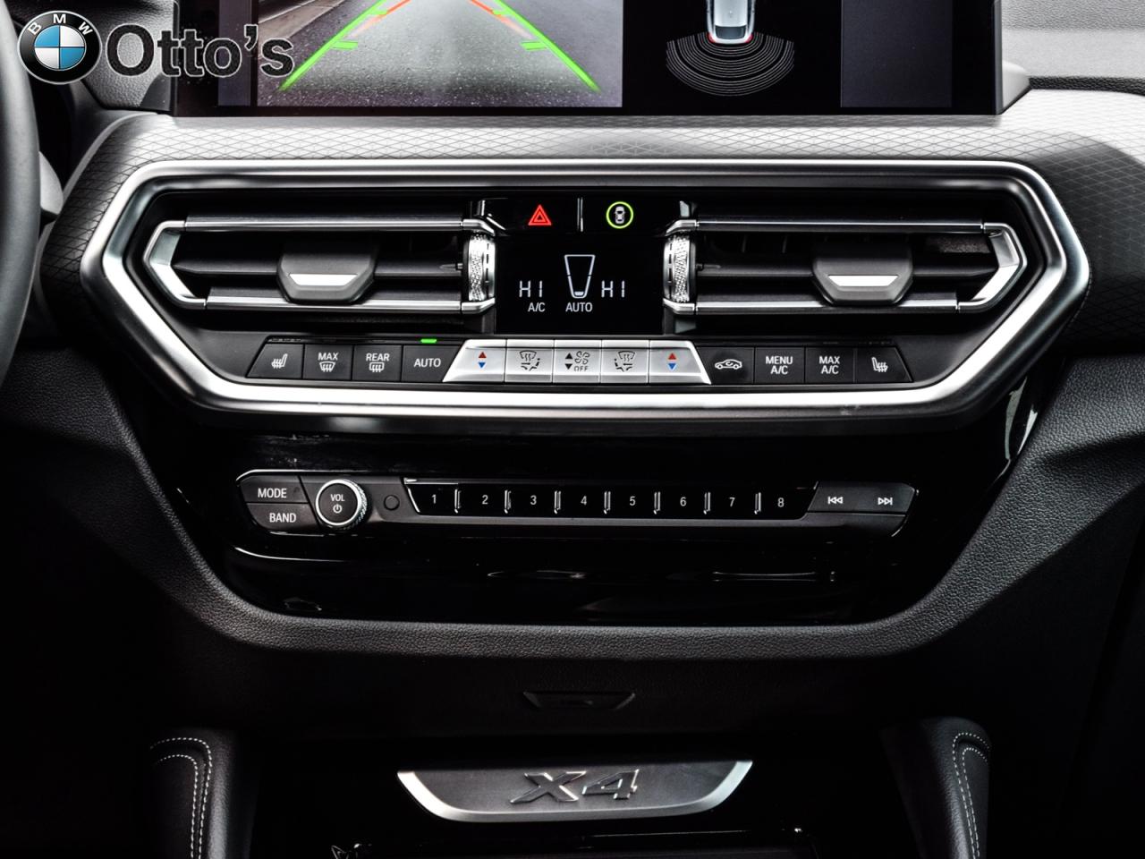 2024 BMW X4 xDrive30i Premium Essential Package M Sport Packag Photo