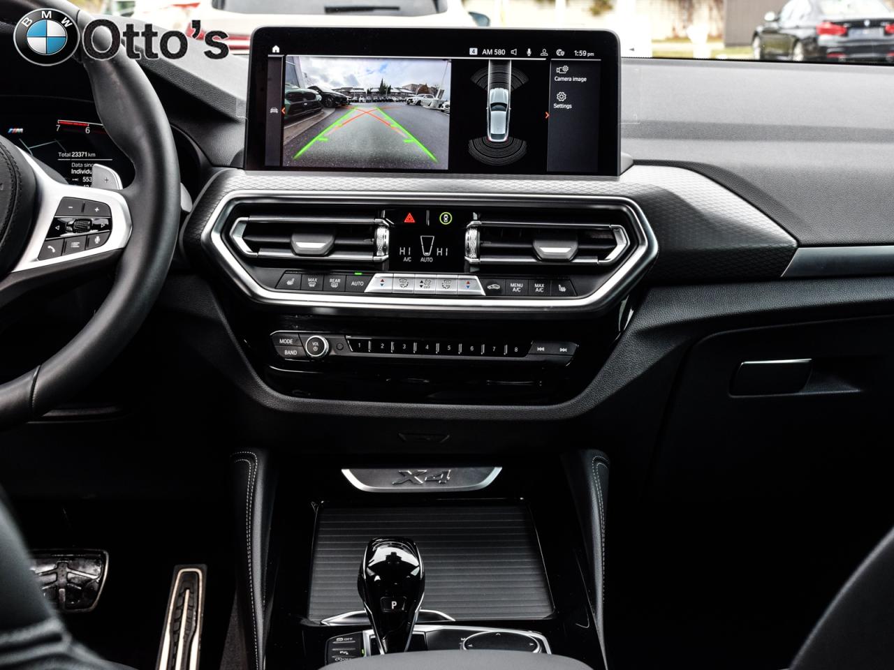 2024 BMW X4 xDrive30i Premium Essential Package M Sport Packag Photo