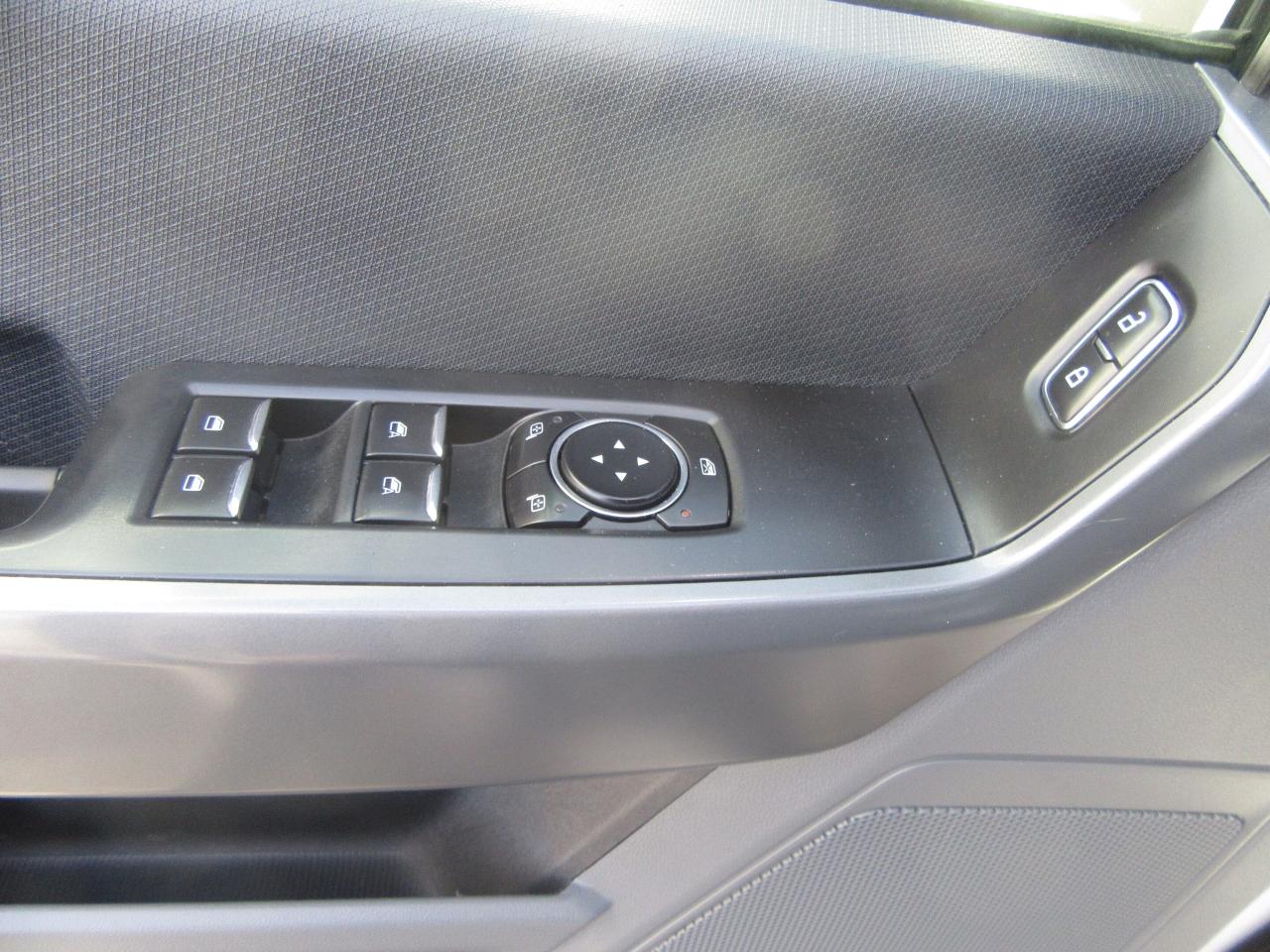 2022 Ford F-150 CREW CAB 4X4 6.5FT BOX XLT Photo