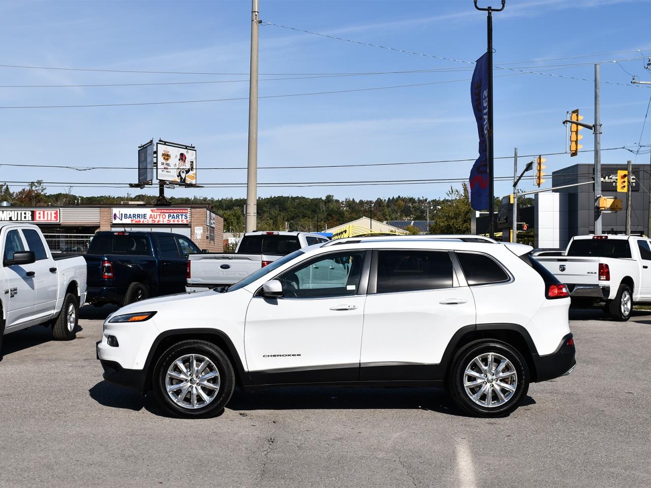 2015 Jeep Cherokee Limited 4x4 ~Nav ~Cam ~Heated Leather ~Bluetooth Photo