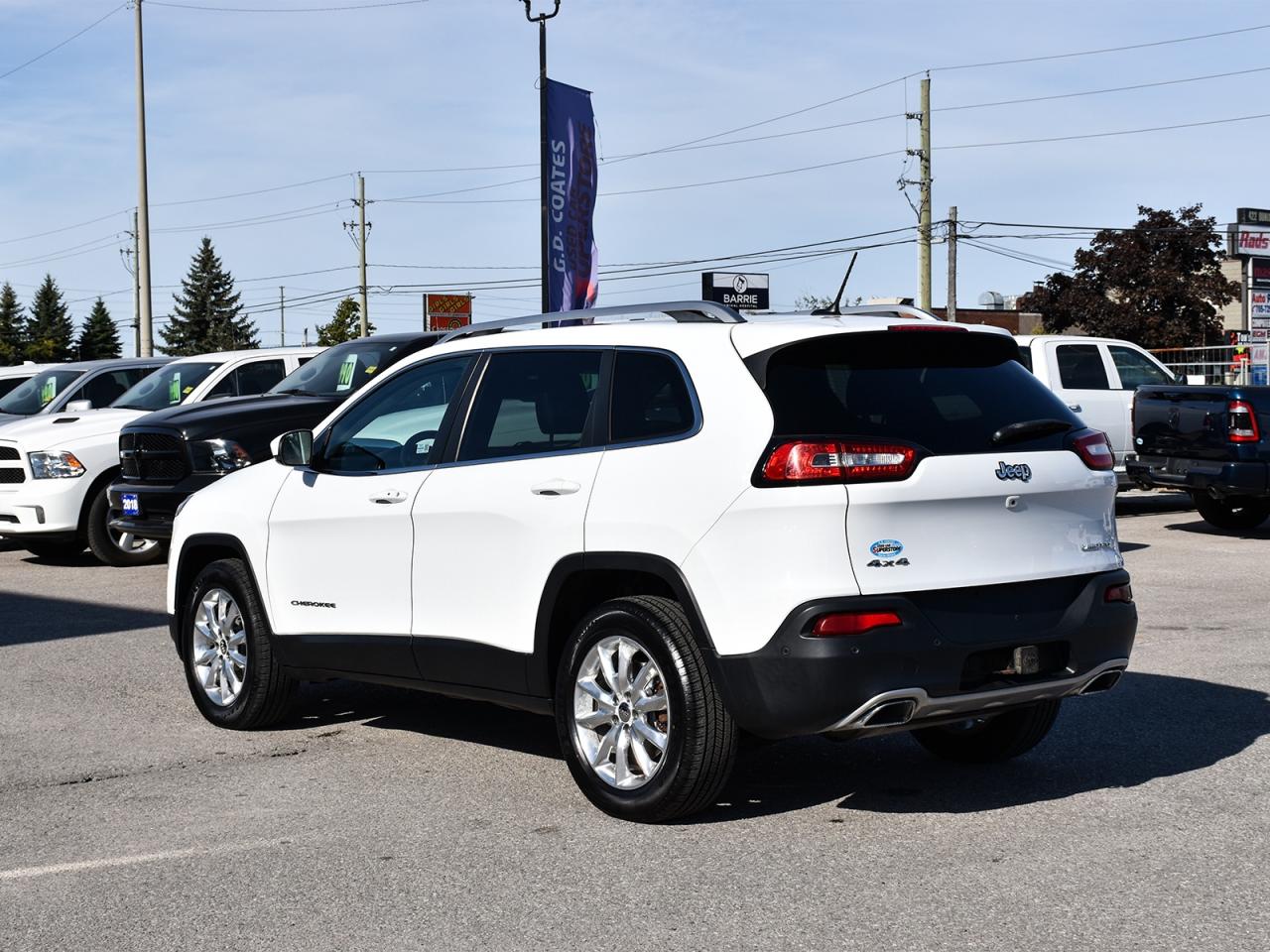 2015 Jeep Cherokee Limited 4x4 ~Nav ~Cam ~Heated Leather ~Bluetooth Photo4