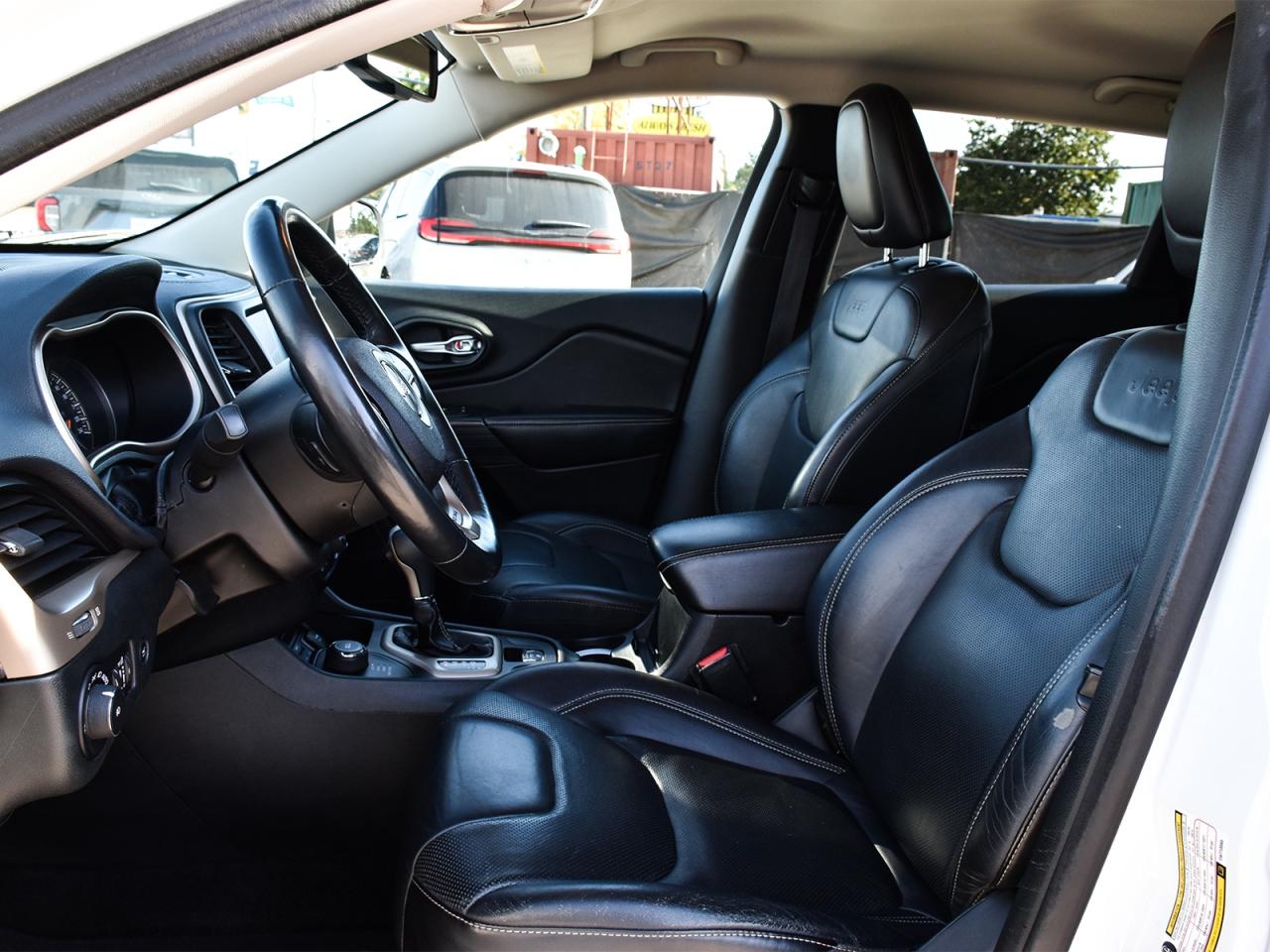 2015 Jeep Cherokee Limited 4x4 ~Nav ~Cam ~Heated Leather ~Bluetooth Photo