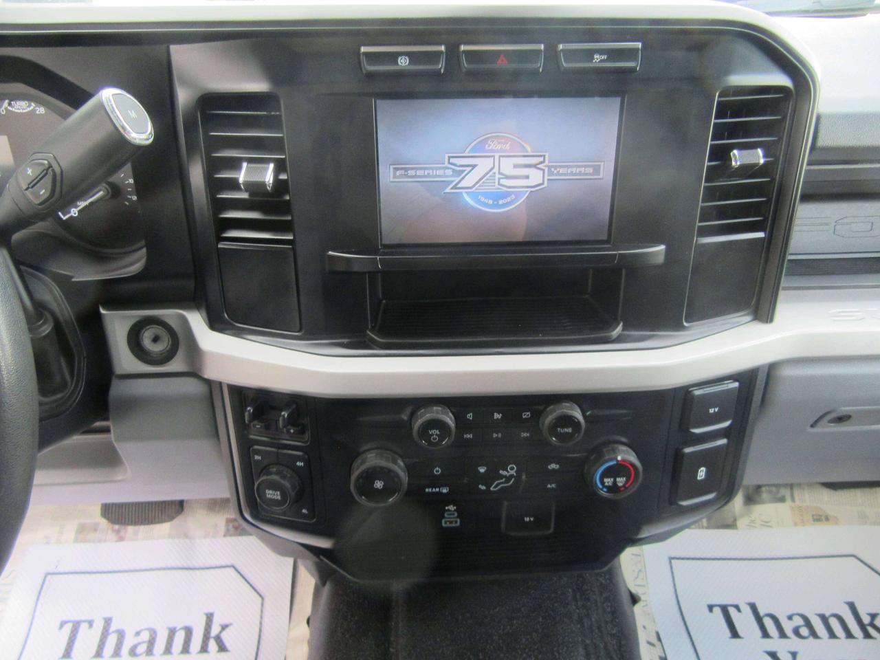 2023 Ford Super Duty F-550 DIESEL 4X4 CREW CAB 12FT STEEL DUMP BOX Photo