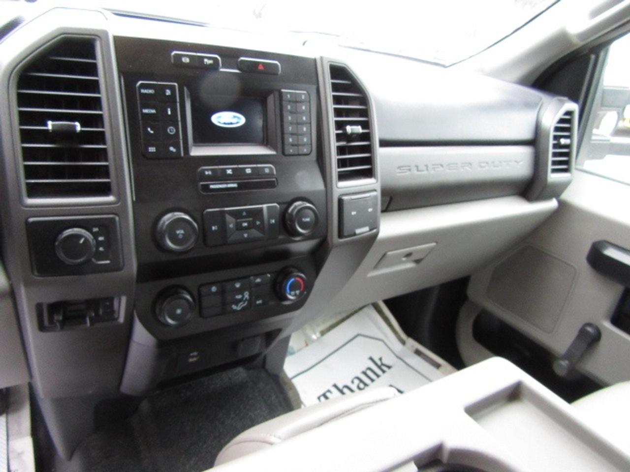 2020 Ford F-550 DIESEL 4X4 CREW NEW SERVICE/BODY & CRANE Photo