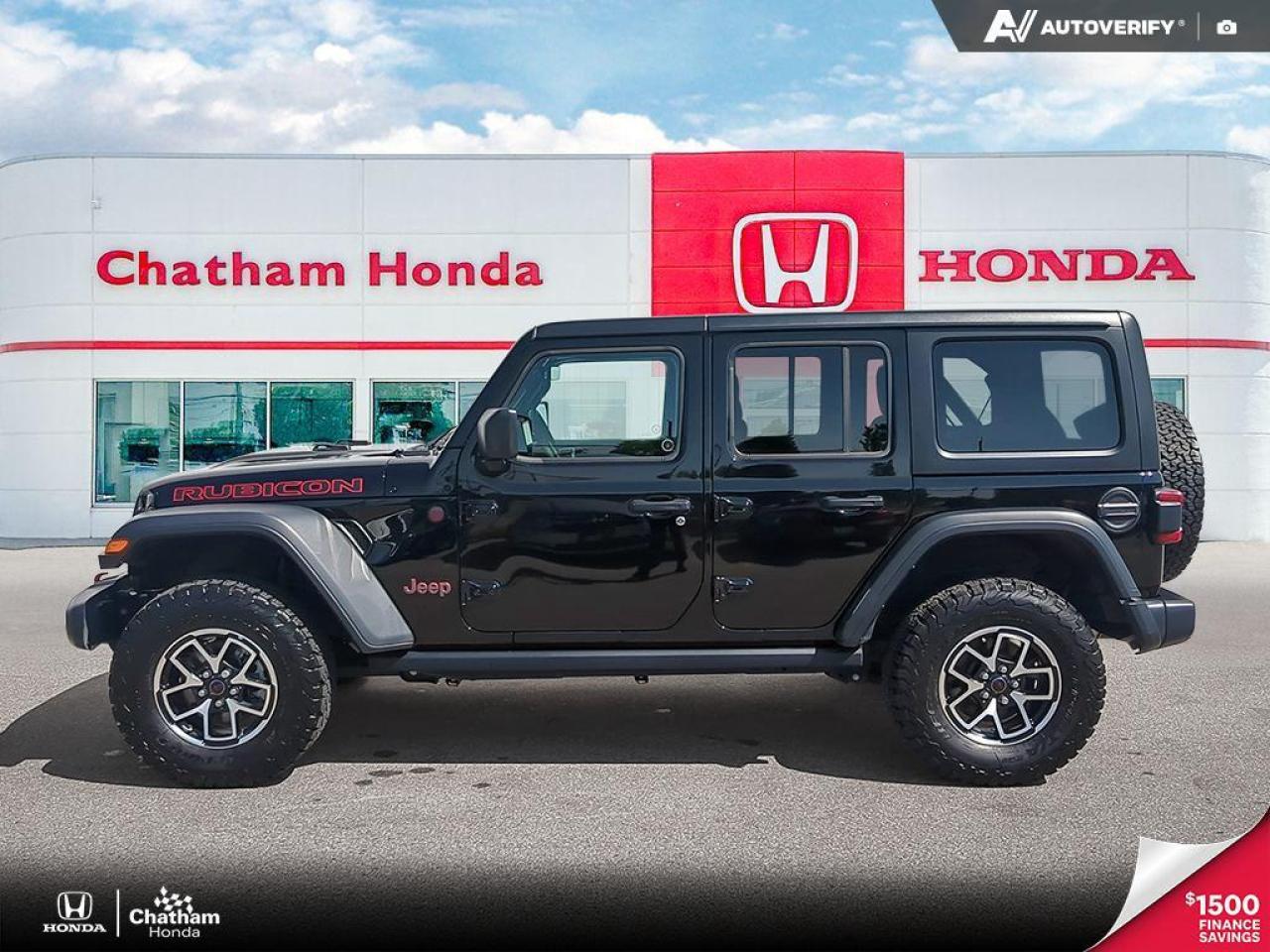 2024 Jeep Wrangler Rubicon 4 Door 4x4, V6, 2 Tops, Navi, Low Kms! Photo2