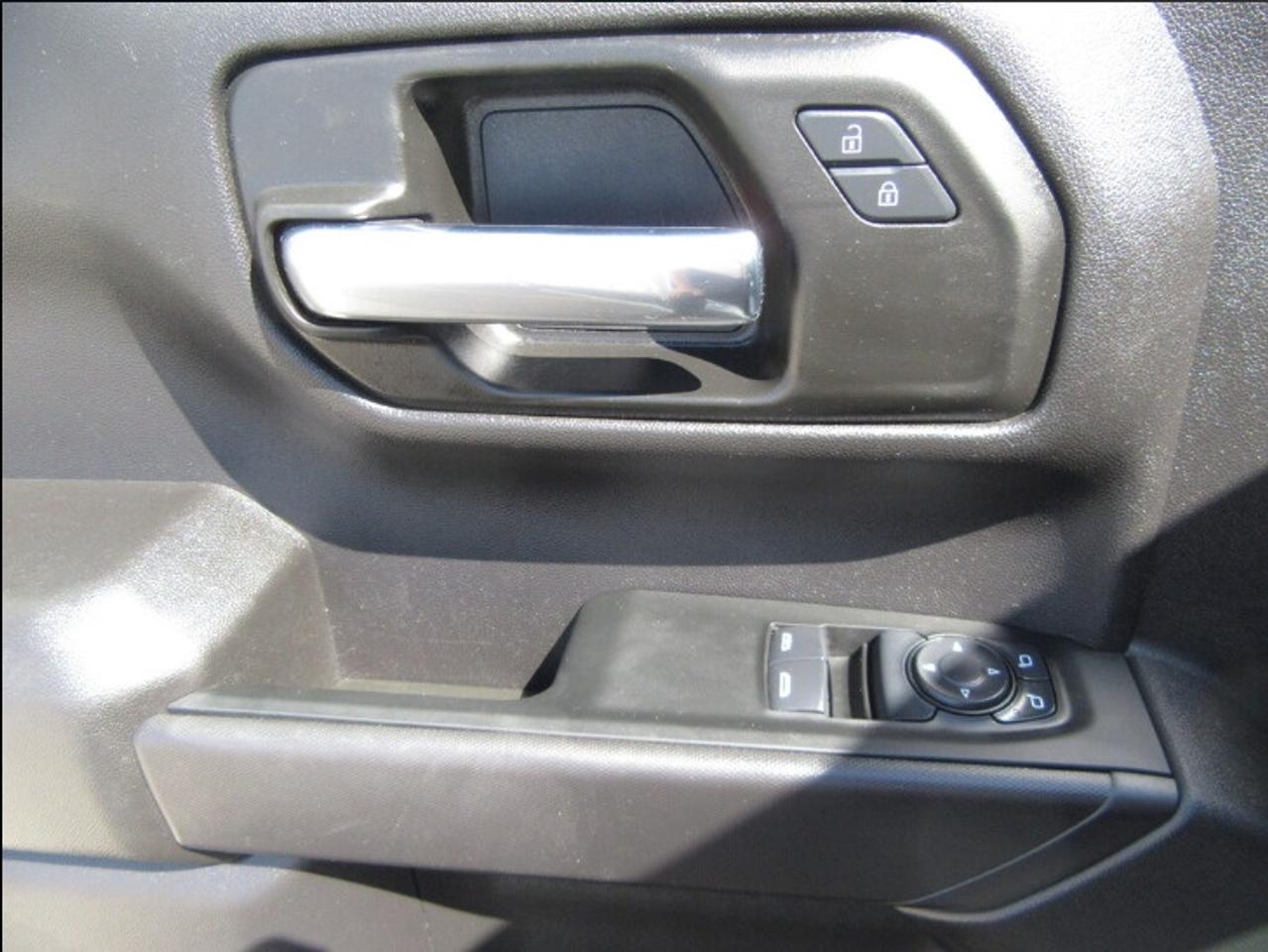 2024 Chevrolet 1500 SILVERADO REGULAR CAB 8FT PICK UP LONG BOX Photo