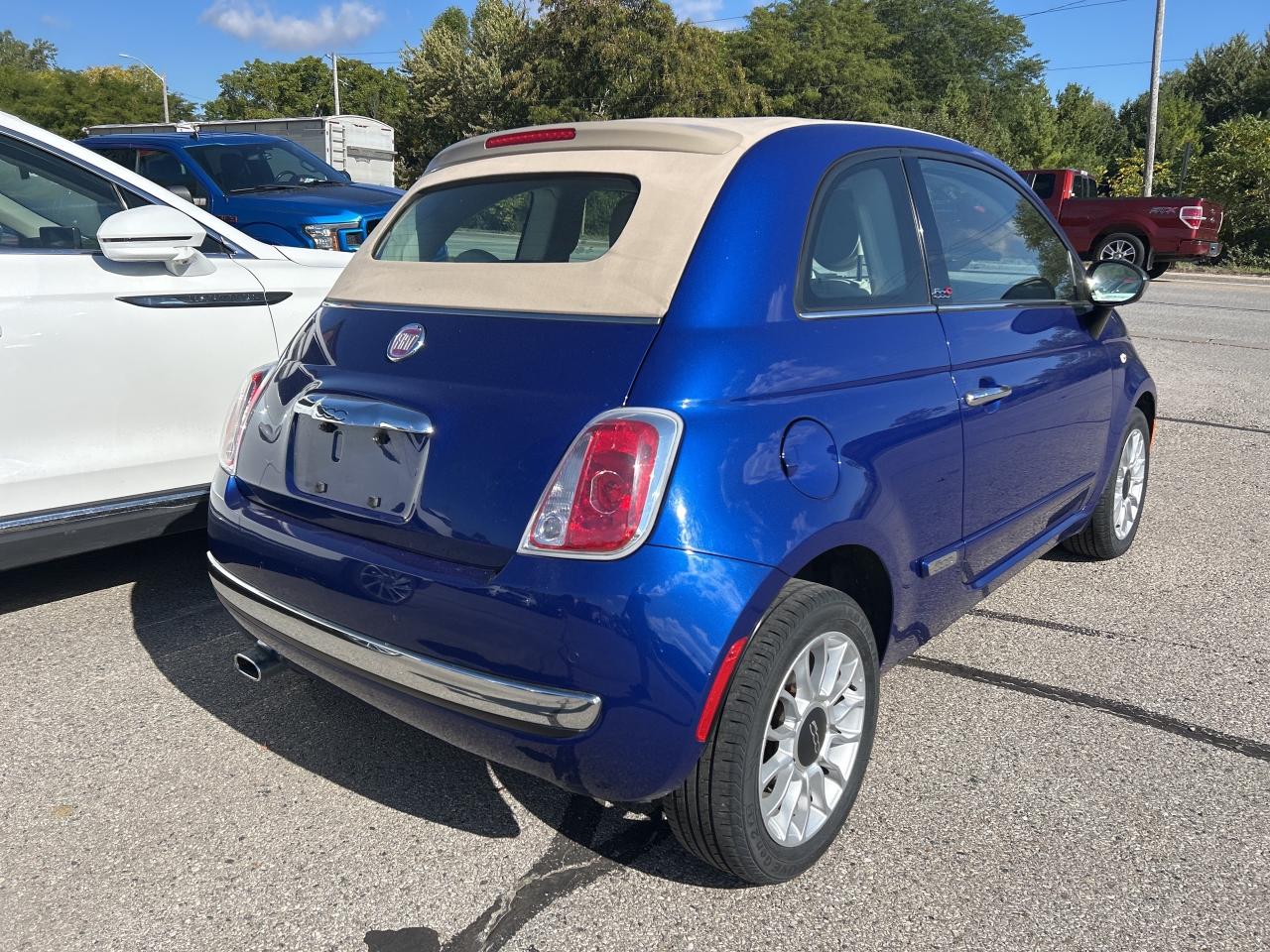 2014 Fiat 500c LOUNGE, CLEAN CARFAX, LOW KM'S, HEATED LEATHER! Photo
