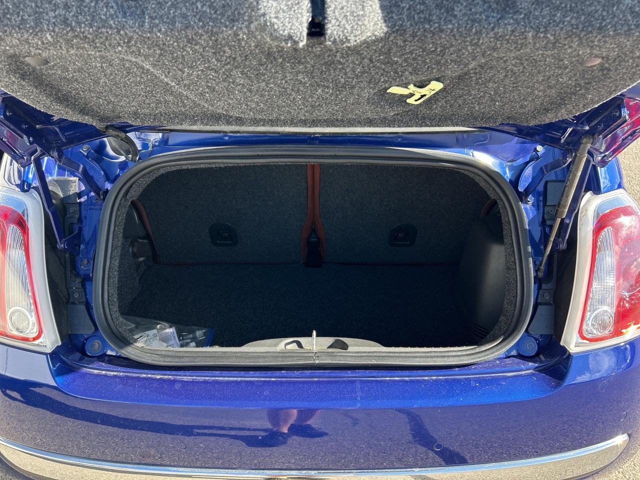 2014 Fiat 500c LOUNGE, CLEAN CARFAX, LOW KM'S, HEATED LEATHER! Photo