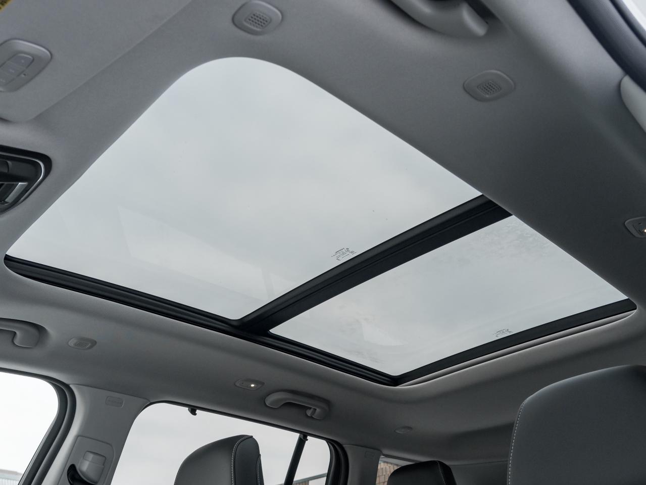 2023 Jeep Grand Cherokee 4xe - 30th Anniversary Photo