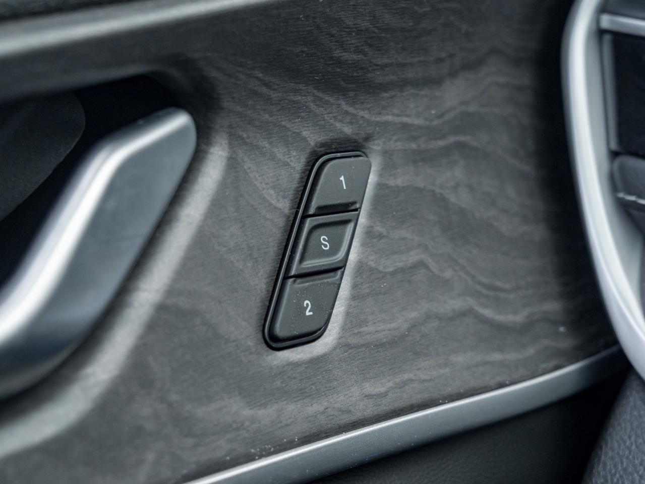 2023 Jeep Grand Cherokee 4xe - 30th Anniversary Photo