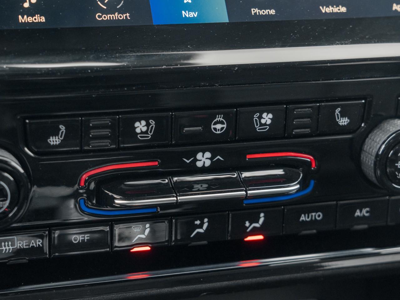 2023 Jeep Grand Cherokee 4xe 30th Anniversary 4x4**NAV**LTHR**PAN/ROOF**+++ Photo