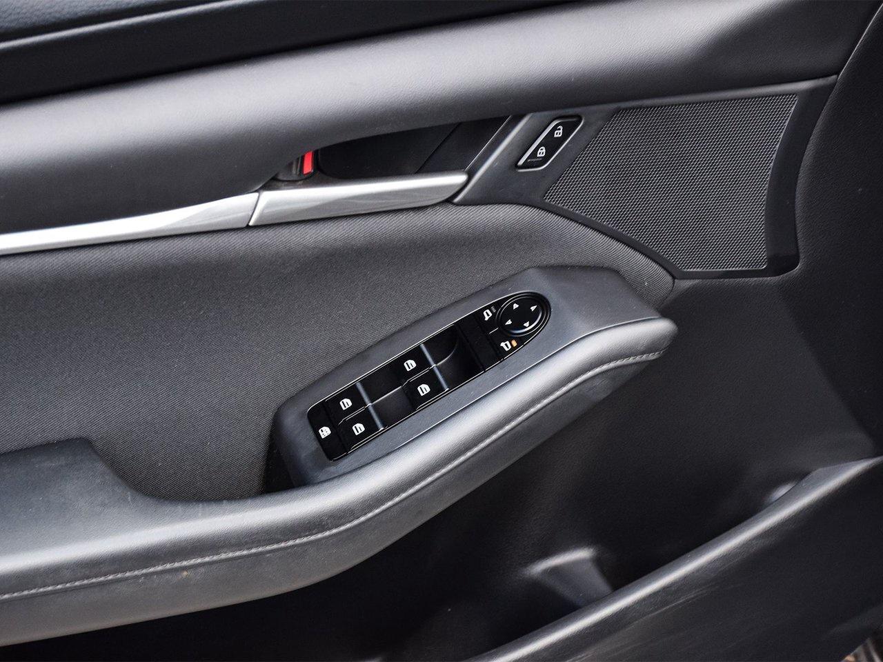 2022 Mazda MAZDA3 GS Finance Discount $1500 Applied Photo