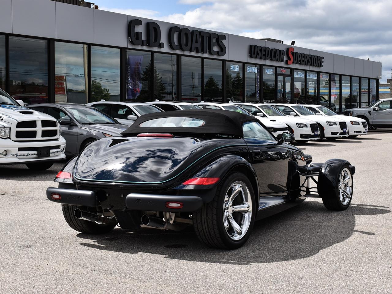 2000 Plymouth Prowler ~Leather ~Chrome Wheels ~ONLY 34,000 KM! ~RARE! Photo