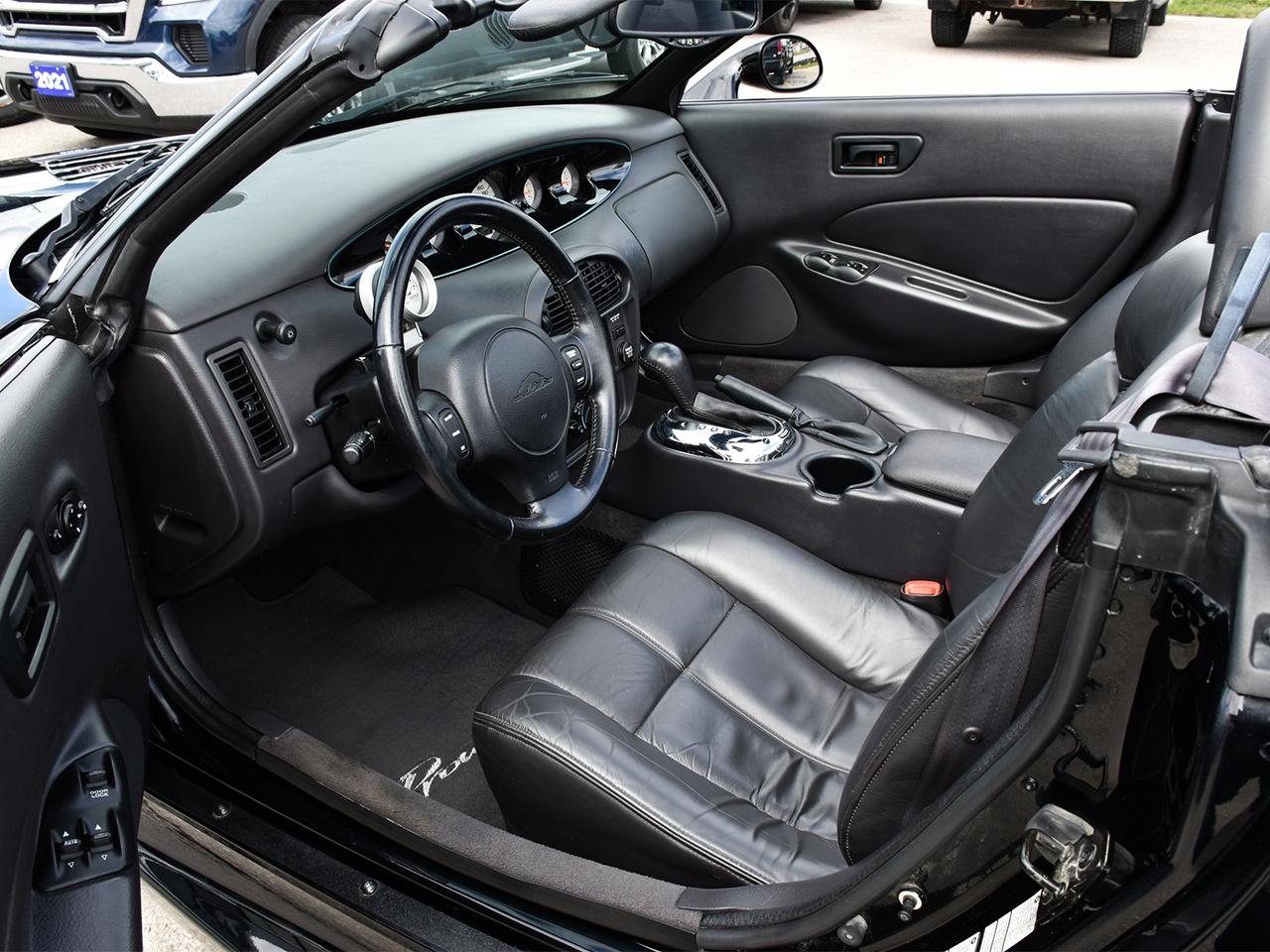 2000 Plymouth Prowler ~Leather ~Chrome Wheels ~ONLY 34,000 KM! ~RARE! Photo