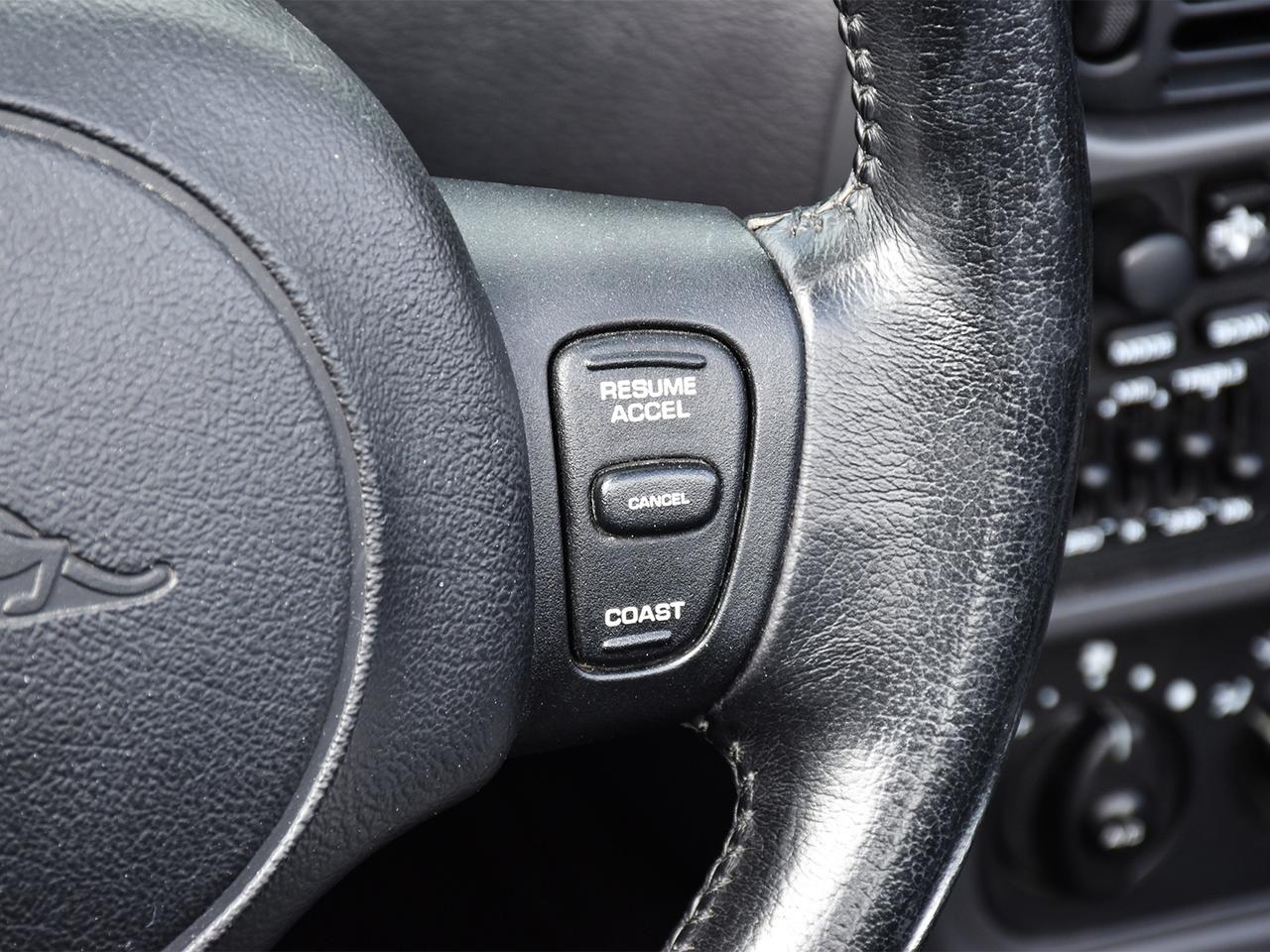 2000 Plymouth Prowler ~Leather ~Chrome Wheels ~ONLY 34,000 KM! ~RARE! Photo