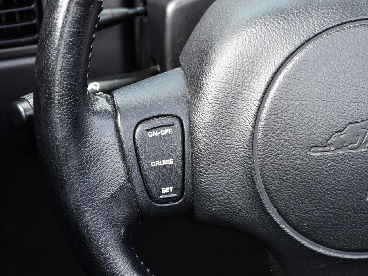 2000 Plymouth Prowler ~Leather ~Chrome Wheels ~ONLY 34,000 KM! ~RARE! Photo