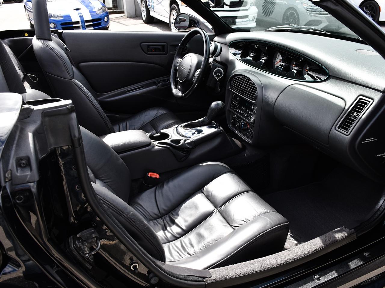 2000 Plymouth Prowler ~Leather ~Chrome Wheels ~ONLY 34,000 KM! ~RARE! Photo