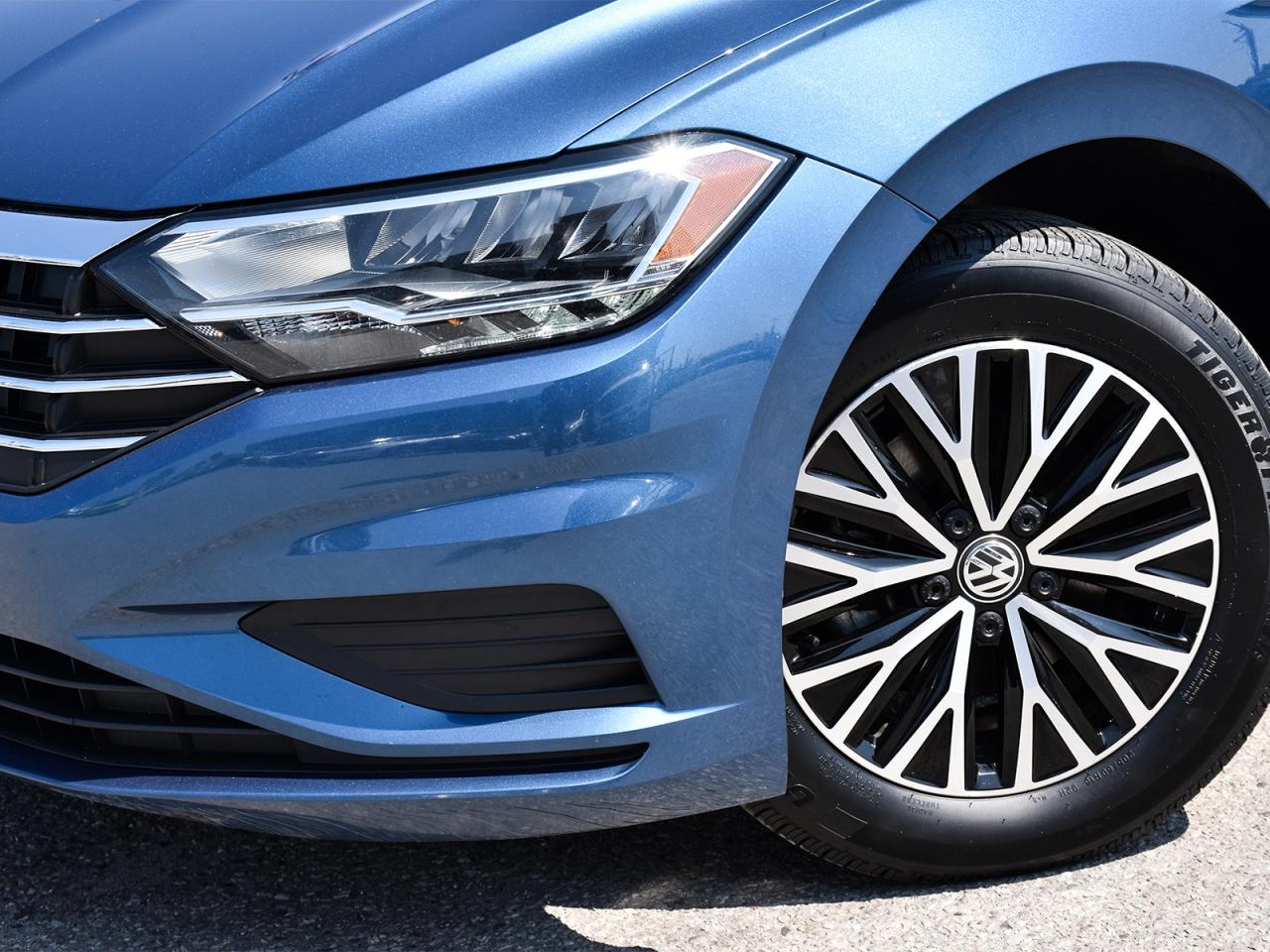 2021 Volkswagen Jetta Highline ~NAV ~Heated Seats/Wheel ~Pano Moonroof Photo