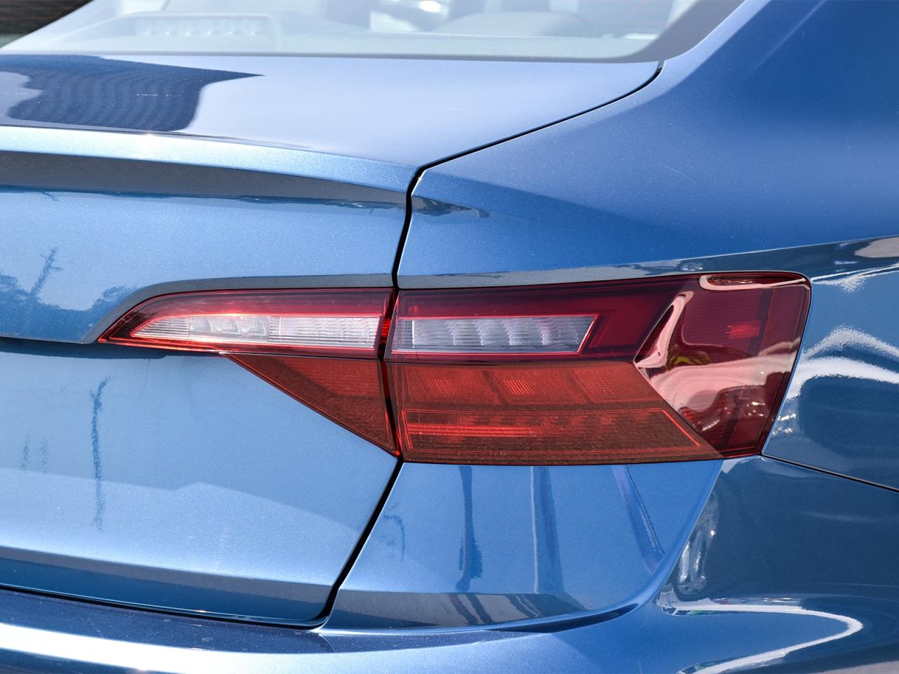 2021 Volkswagen Jetta Highline ~NAV ~Heated Seats/Wheel ~Pano Moonroof Photo