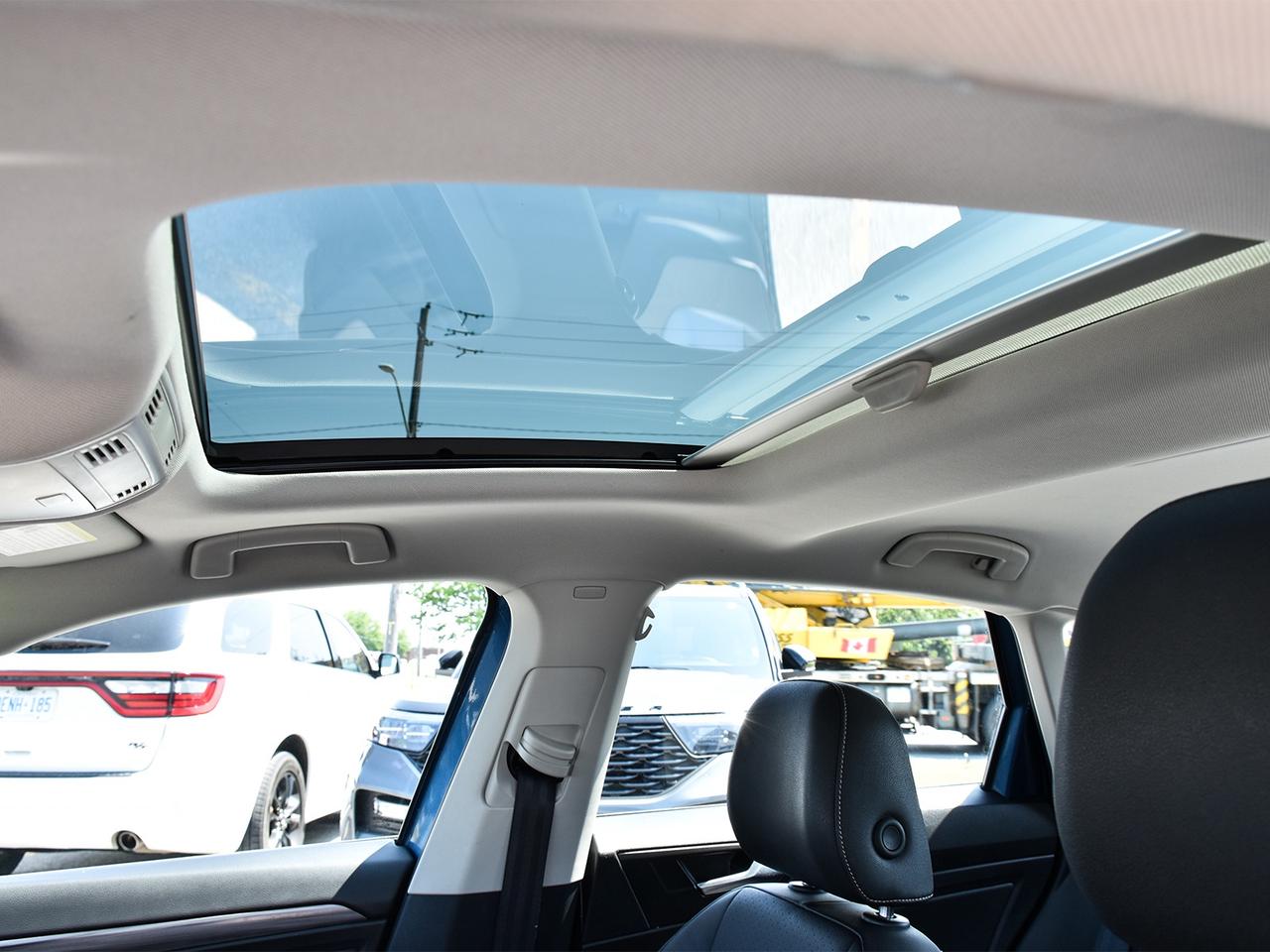 2021 Volkswagen Jetta Highline ~NAV ~Heated Seats/Wheel ~Pano Moonroof Photo