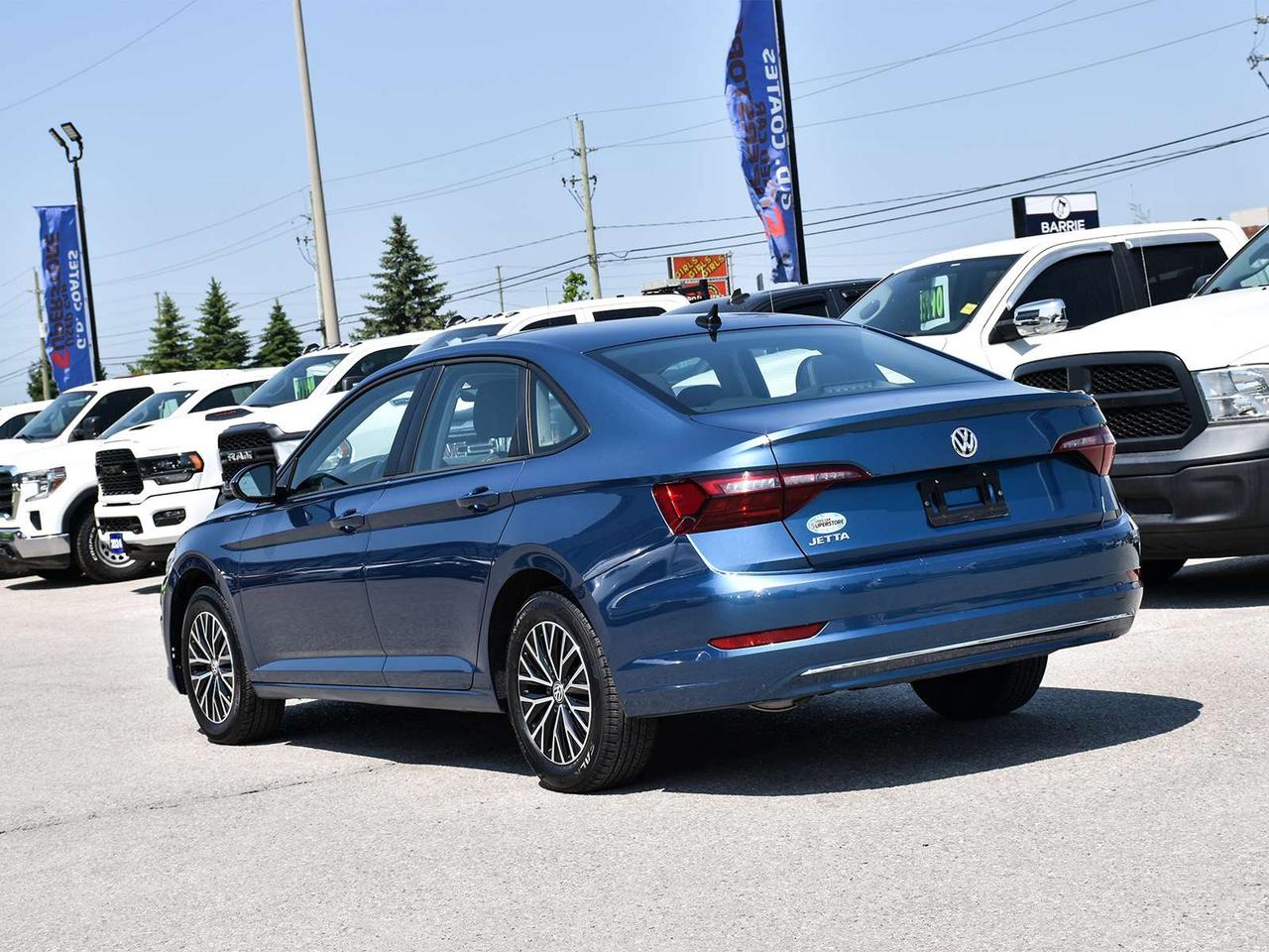 2021 Volkswagen Jetta Highline ~NAV ~Heated Seats/Wheel ~Pano Moonroof Photo4