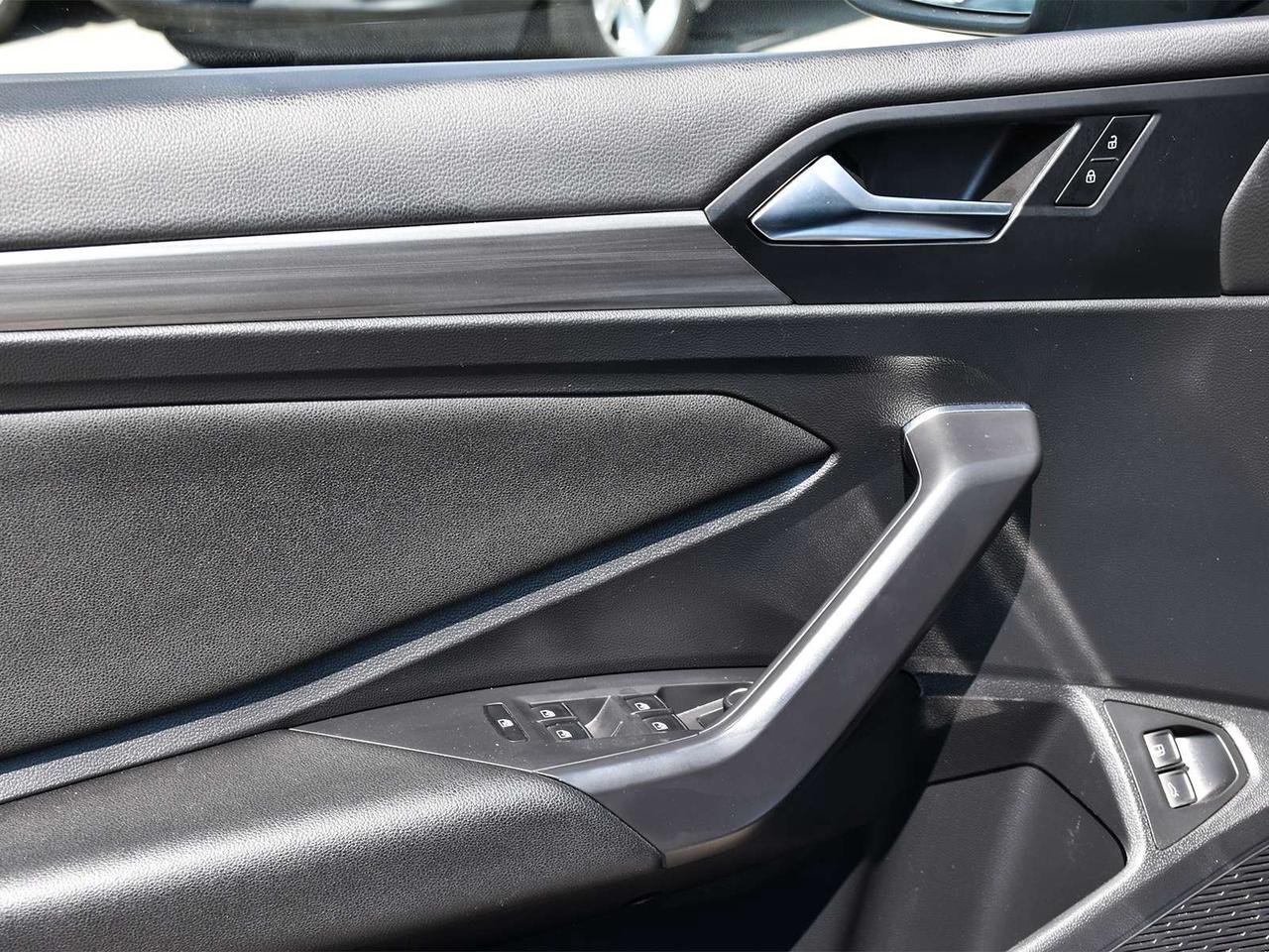 2021 Volkswagen Jetta Highline ~NAV ~Heated Seats/Wheel ~Pano Moonroof Photo
