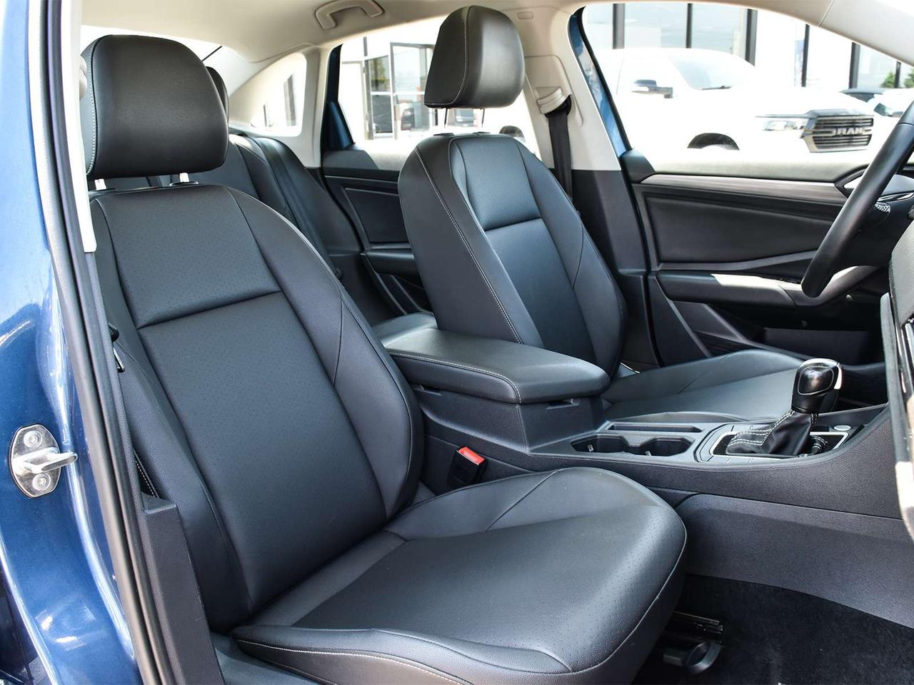 2021 Volkswagen Jetta Highline ~NAV ~Heated Seats/Wheel ~Pano Moonroof Photo