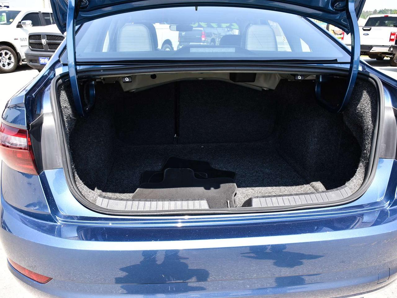 2021 Volkswagen Jetta Highline ~NAV ~Heated Seats/Wheel ~Pano Moonroof Photo