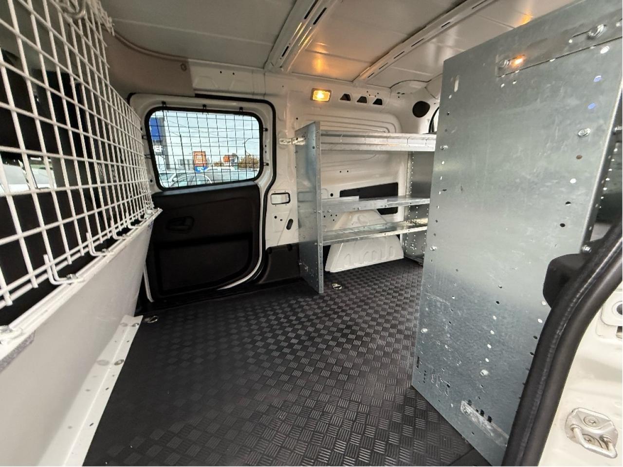 2019 RAM ProMaster City SLT Shelves Divider B.Cam CleanCarfax 1 Owner LowK Photo4